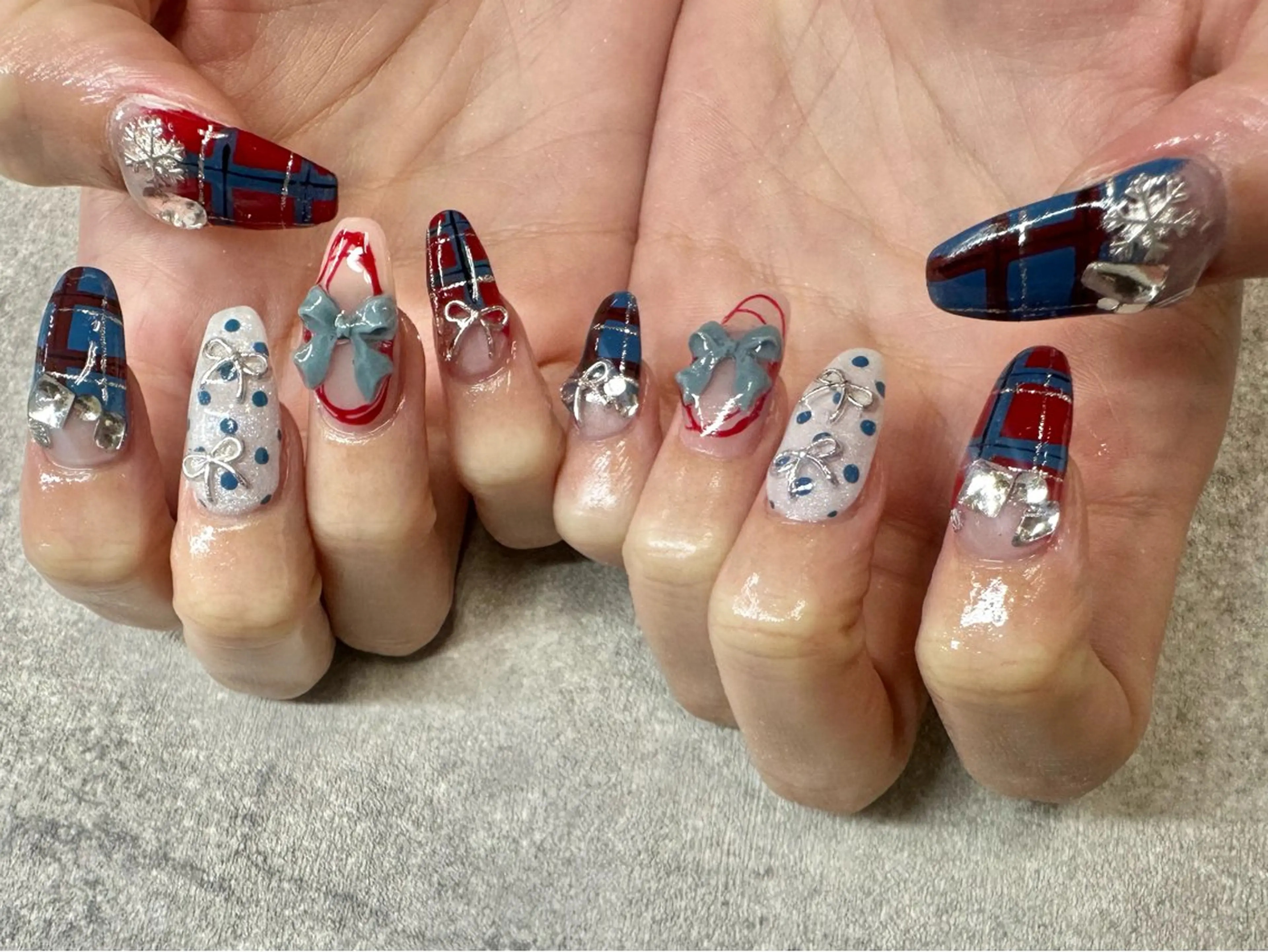 ネイル ハンドネイル 高多 瑠美のネイルデザイン