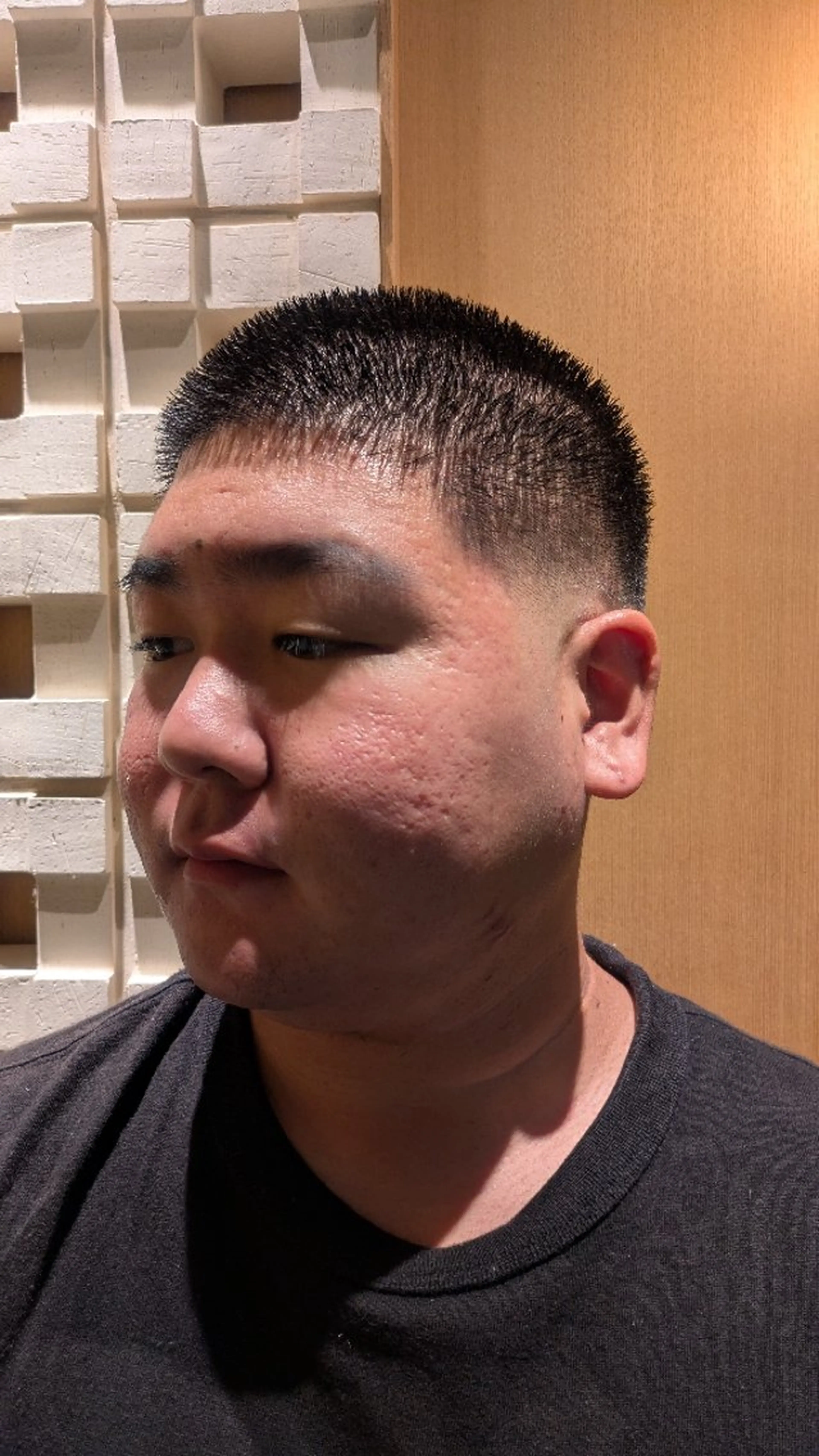 ショート 髙司 哲伸のヘアスタイル