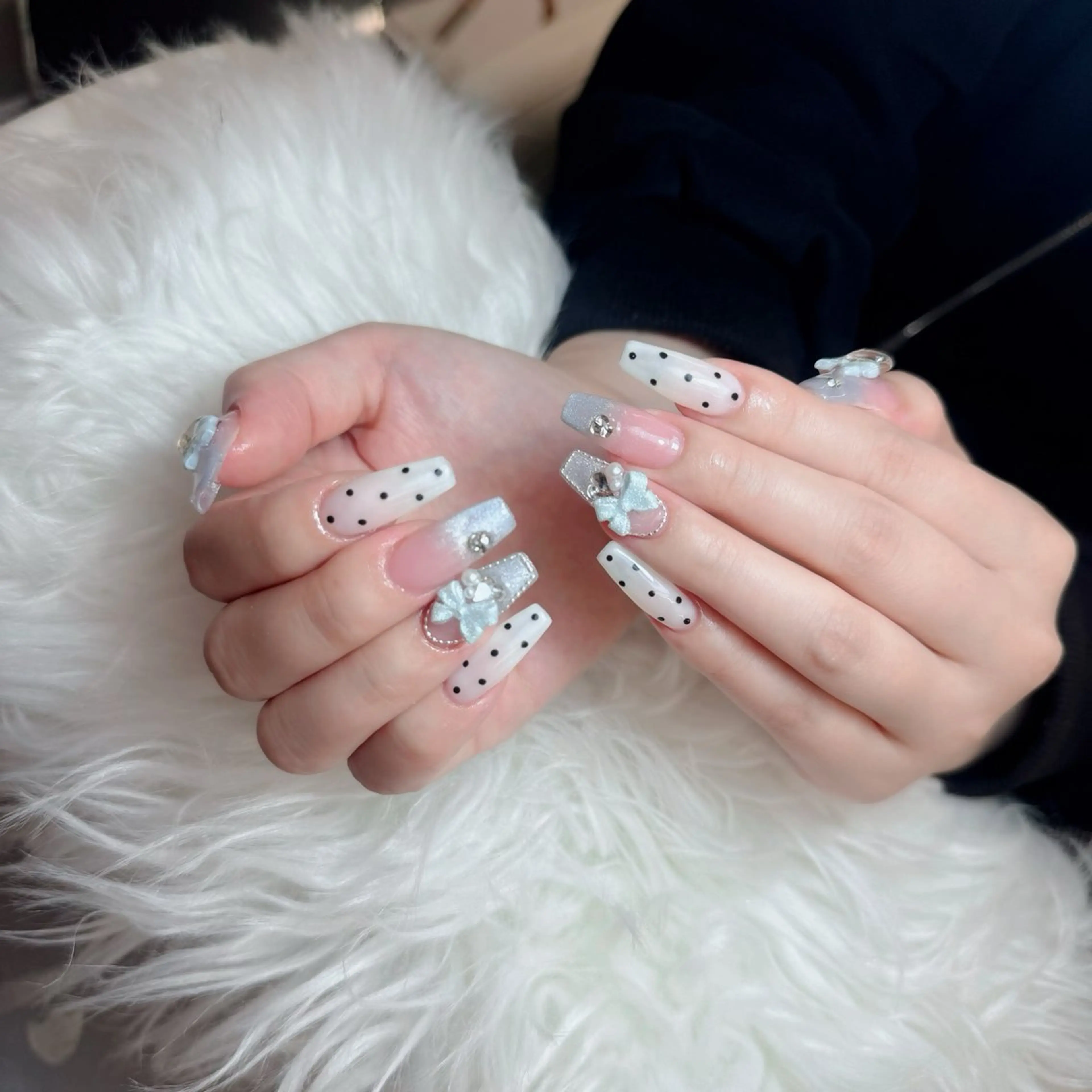 ネイル ジェルネイル 韓国ネイル マグネットネイル ネイルチップ 冬ネイル Lenie Nail Salonのネイルデザイン