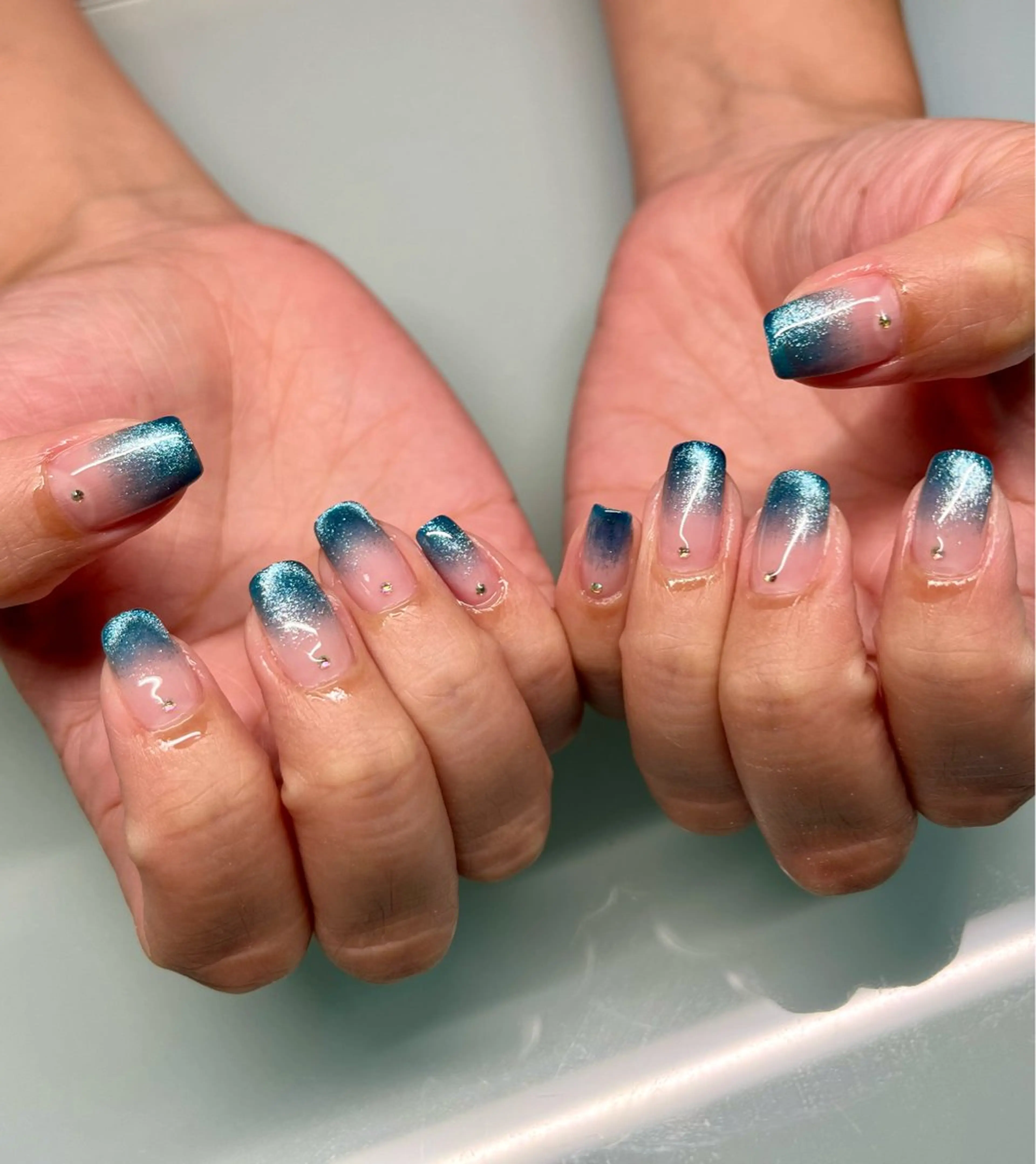 ネイル マグネットネイル ハンドネイル NailByua 武蔵新城徒歩4分のネイルデザイン