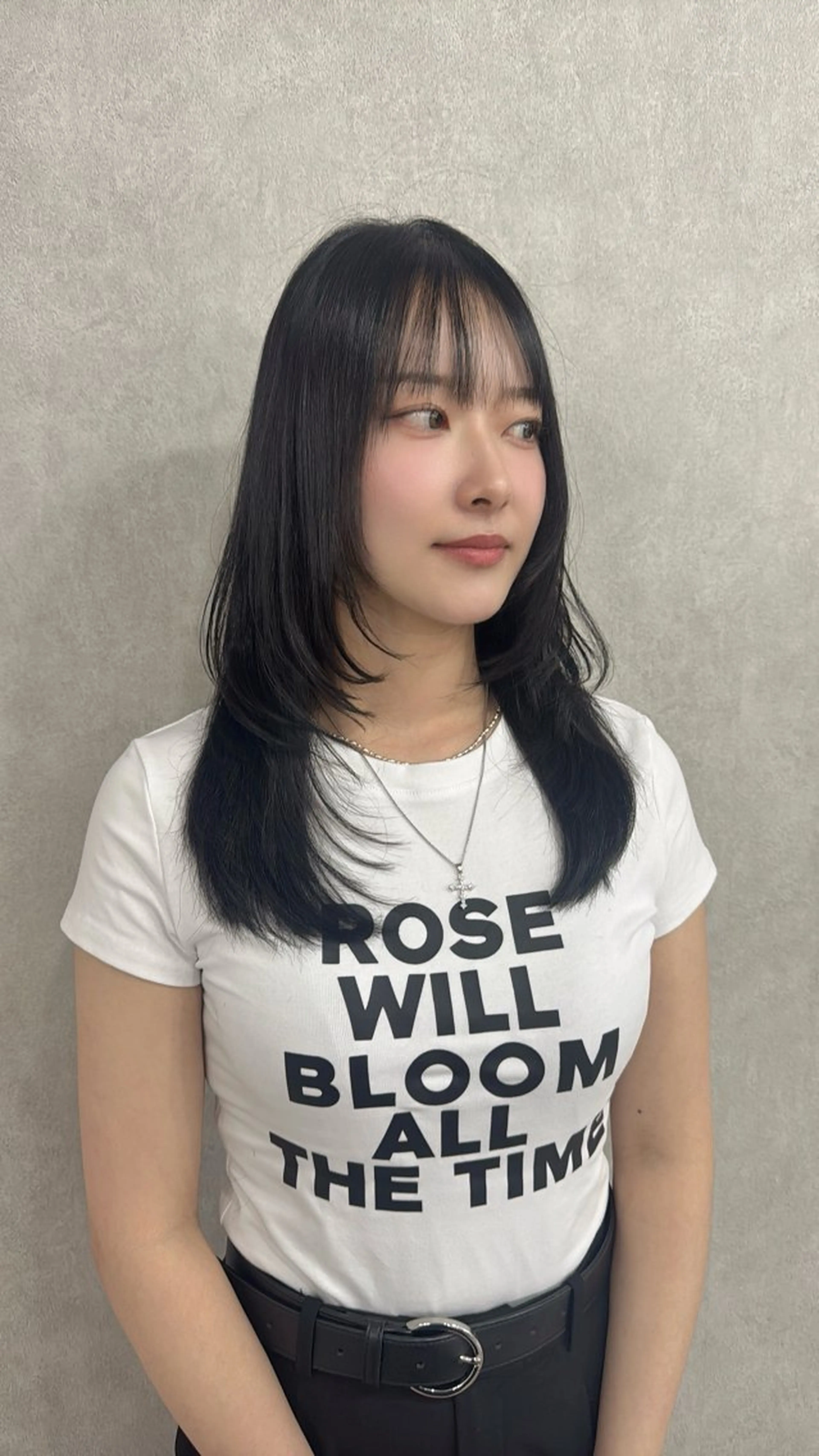 ロング カラー アッシュ アッシュブラウン ベージュカラー 黒髪 ブリーチ 赤み無し柔らかカラー 【梅田】madokaのヘアスタイル