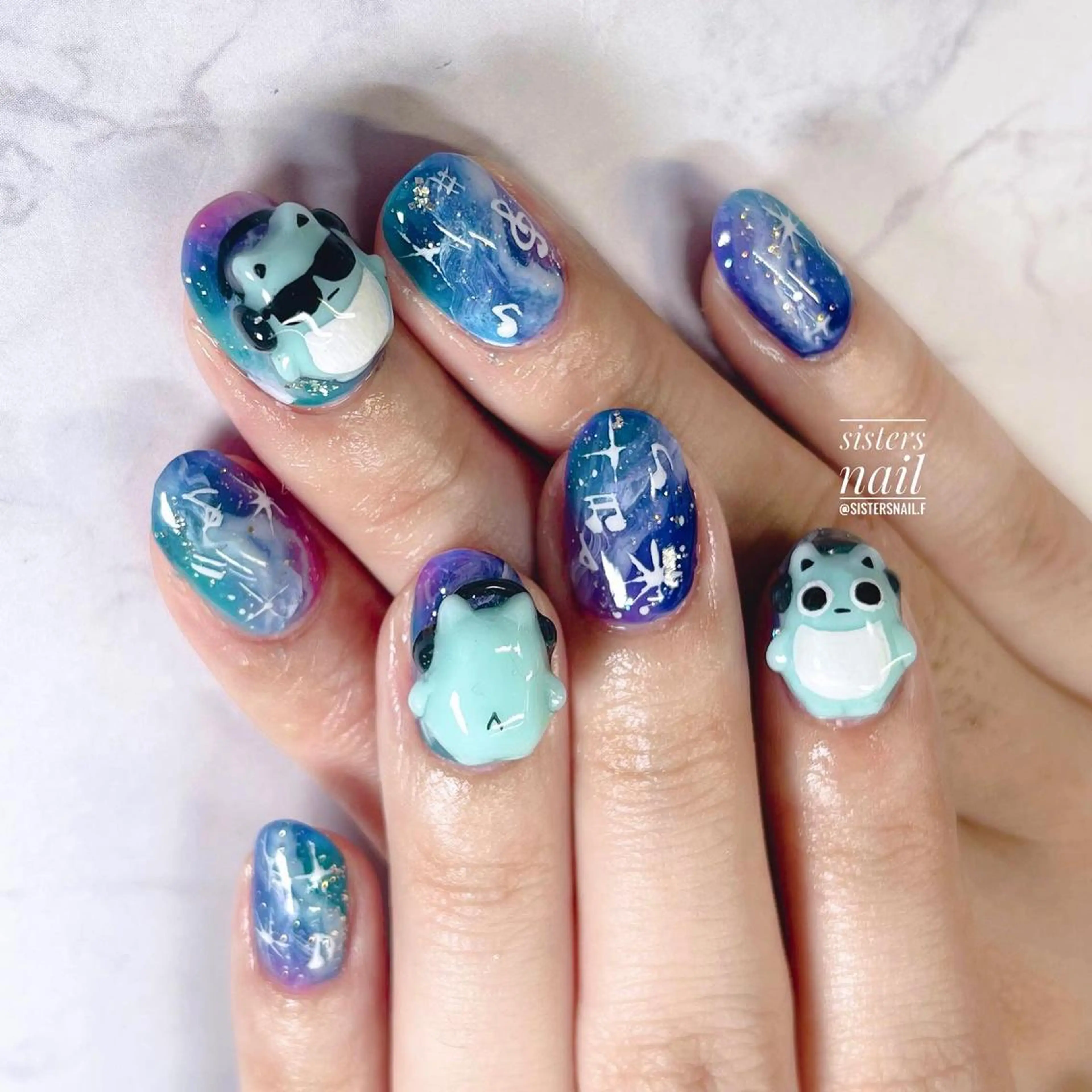 ネイル アートネイル ブルー ニュアンスネイル 夏ネイル sisters nail.fのネイルデザイン