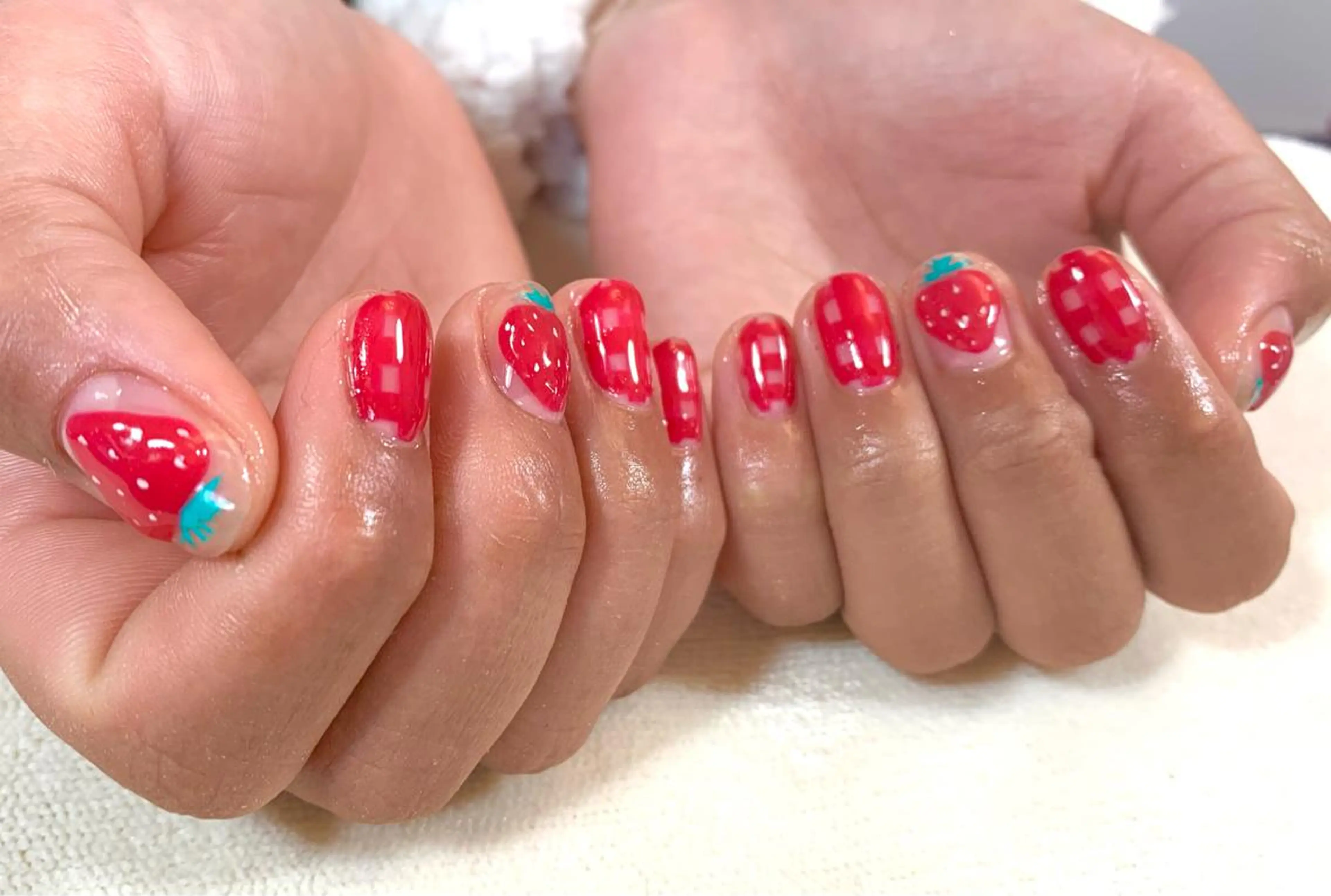 ネイル ハンドネイル 手塚 里奈のネイルデザイン