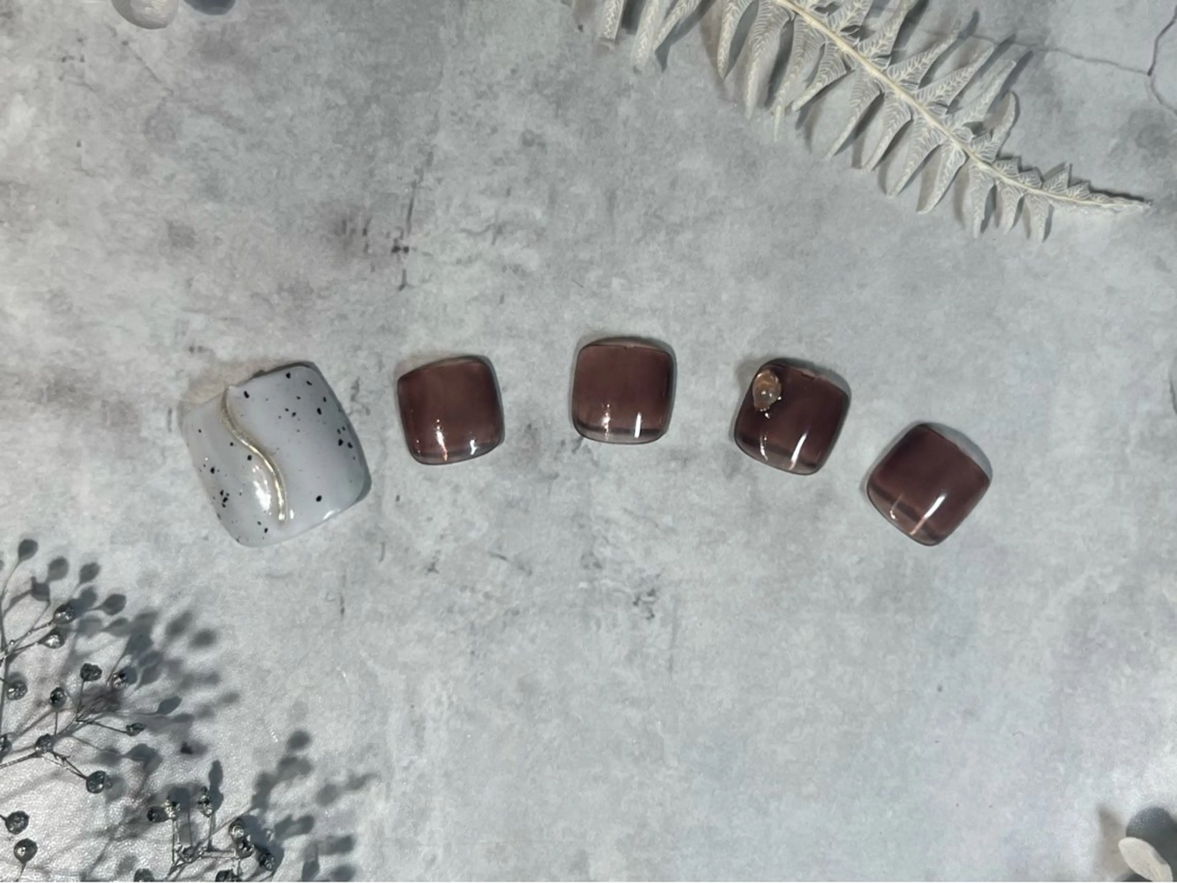 ネイル フットネイル LisBlanc ATSUKOのネイルデザイン