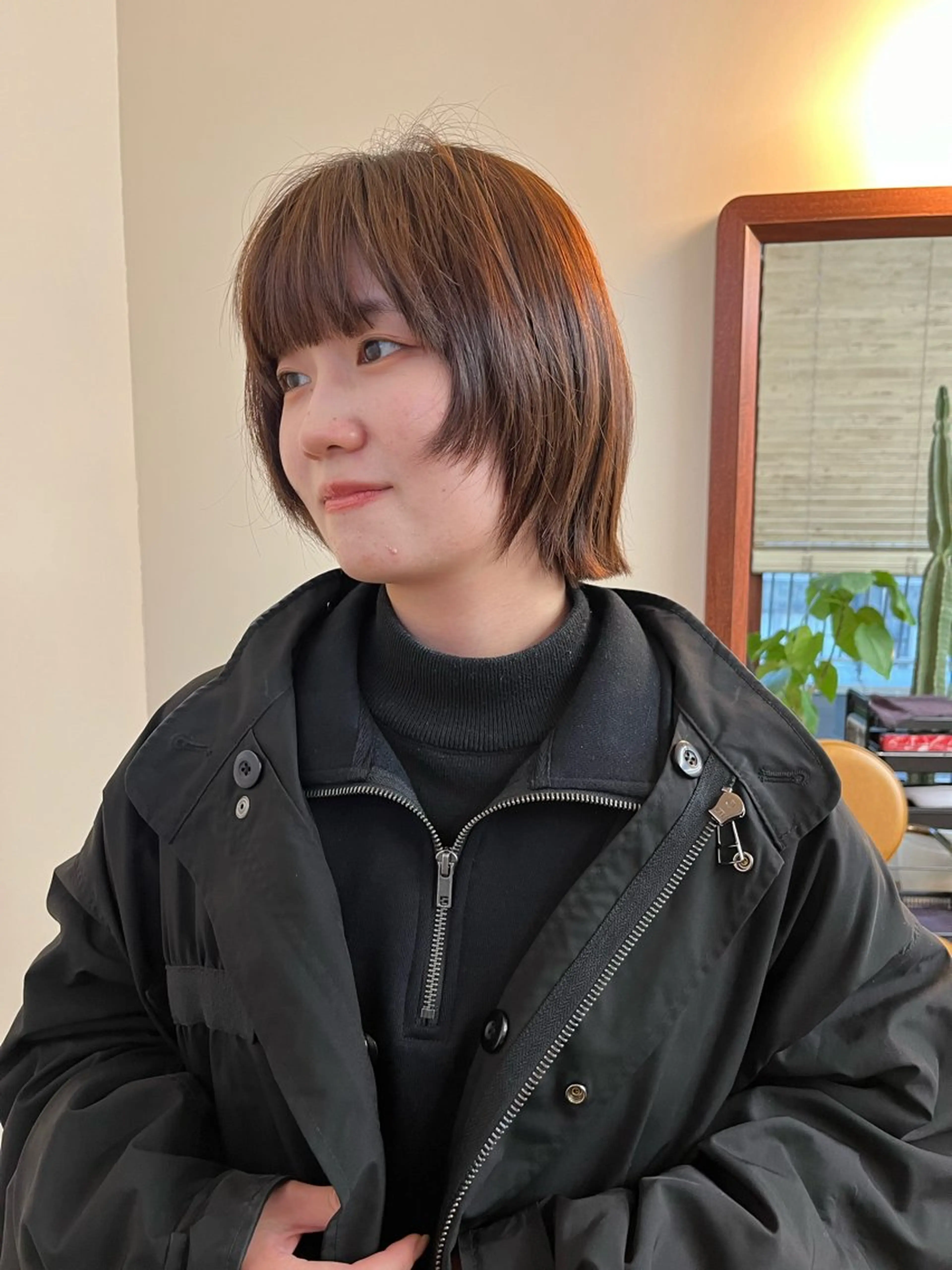 ショート カラー ブラウンカラー カット ヘアカラー ボブパーマ/パーマ ウルフパーマのヘアスタイル