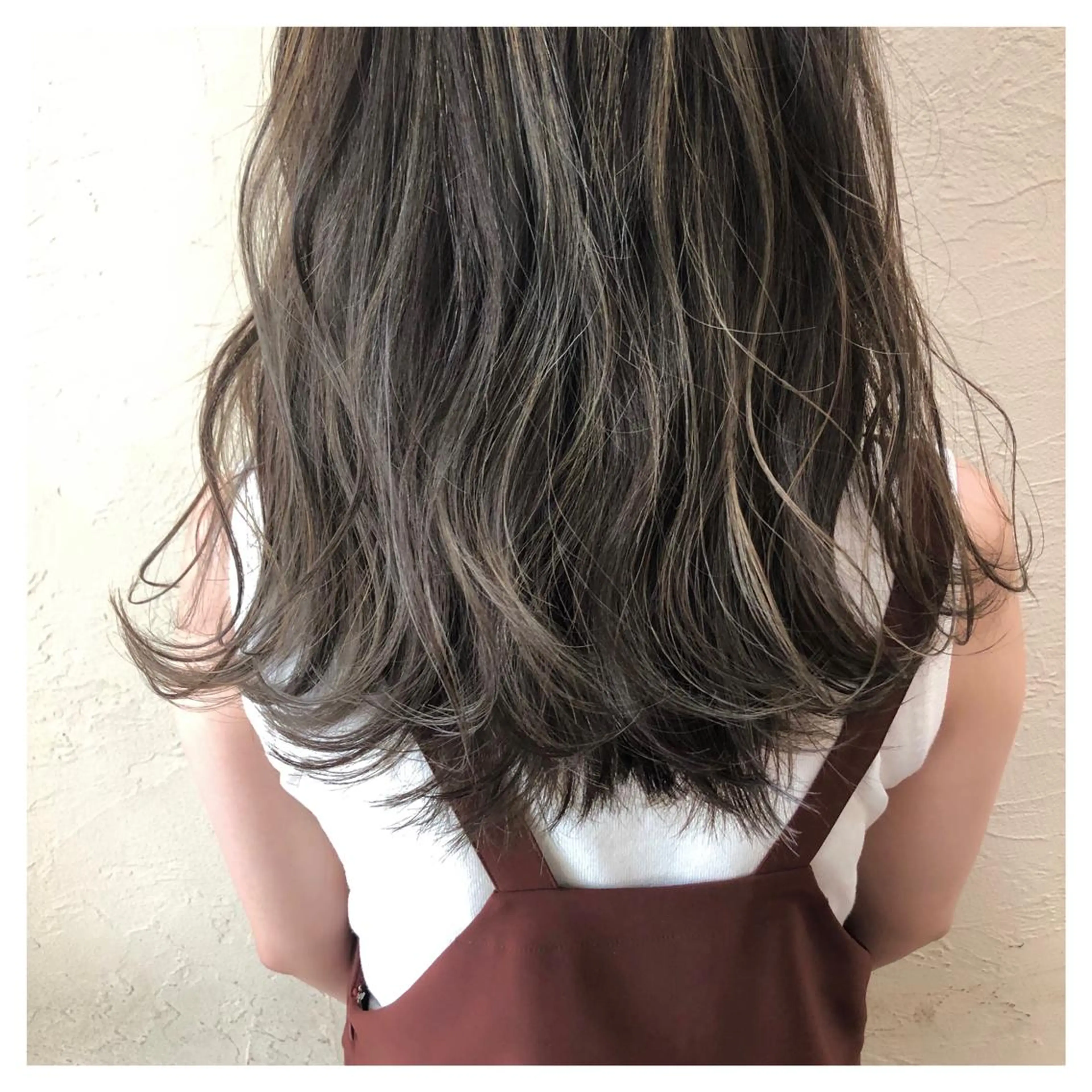 ロング カラー ヘアカラー トリートメント ENIF ヤマグチアツコのヘアスタイル