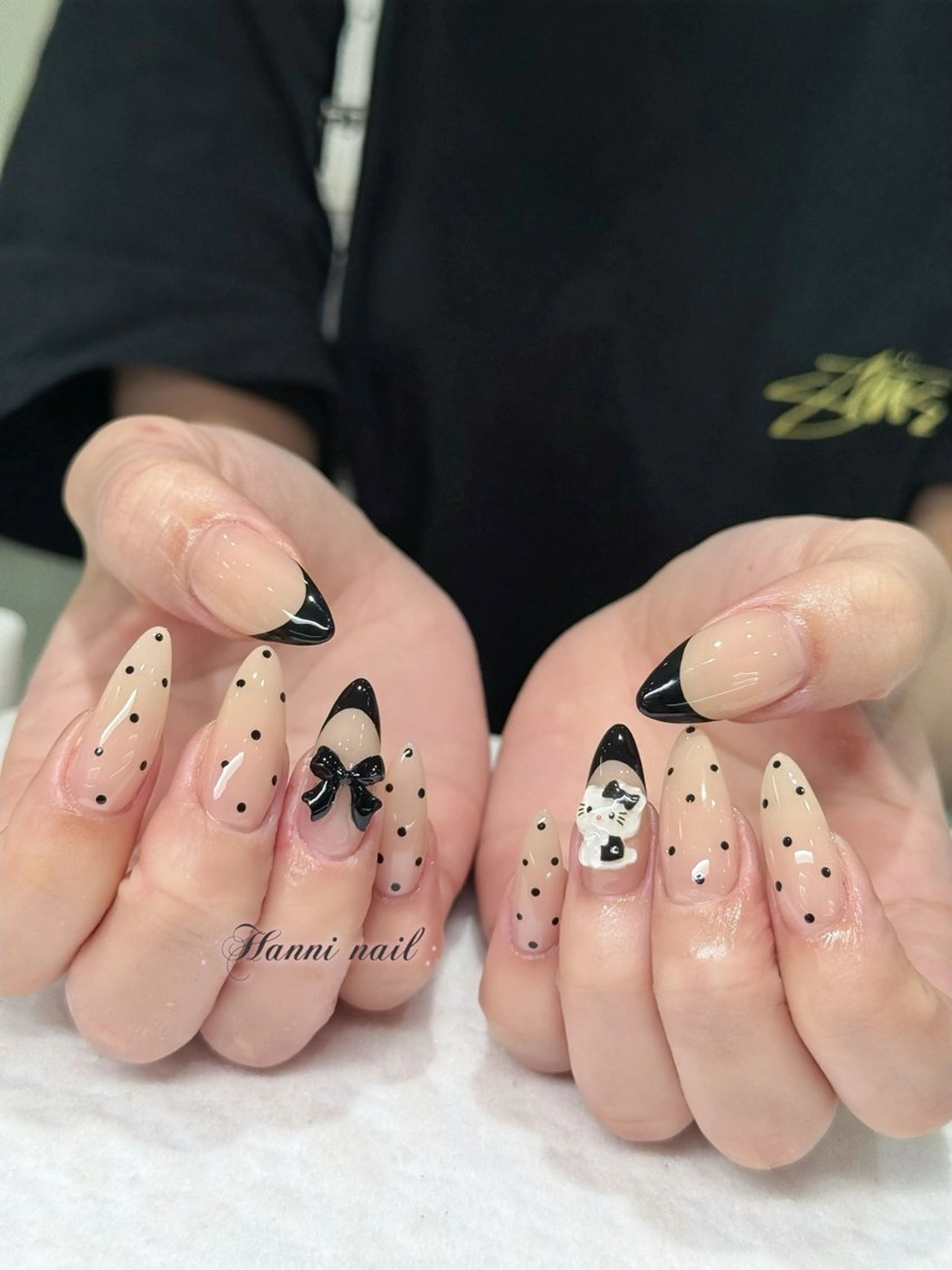 ネイル アートネイル ボルドー フレンチネイル 韓国ネイル 持ち込み ハンドネイル Hanni Nail Salon所属・Hanni ハンのネイルデザイン