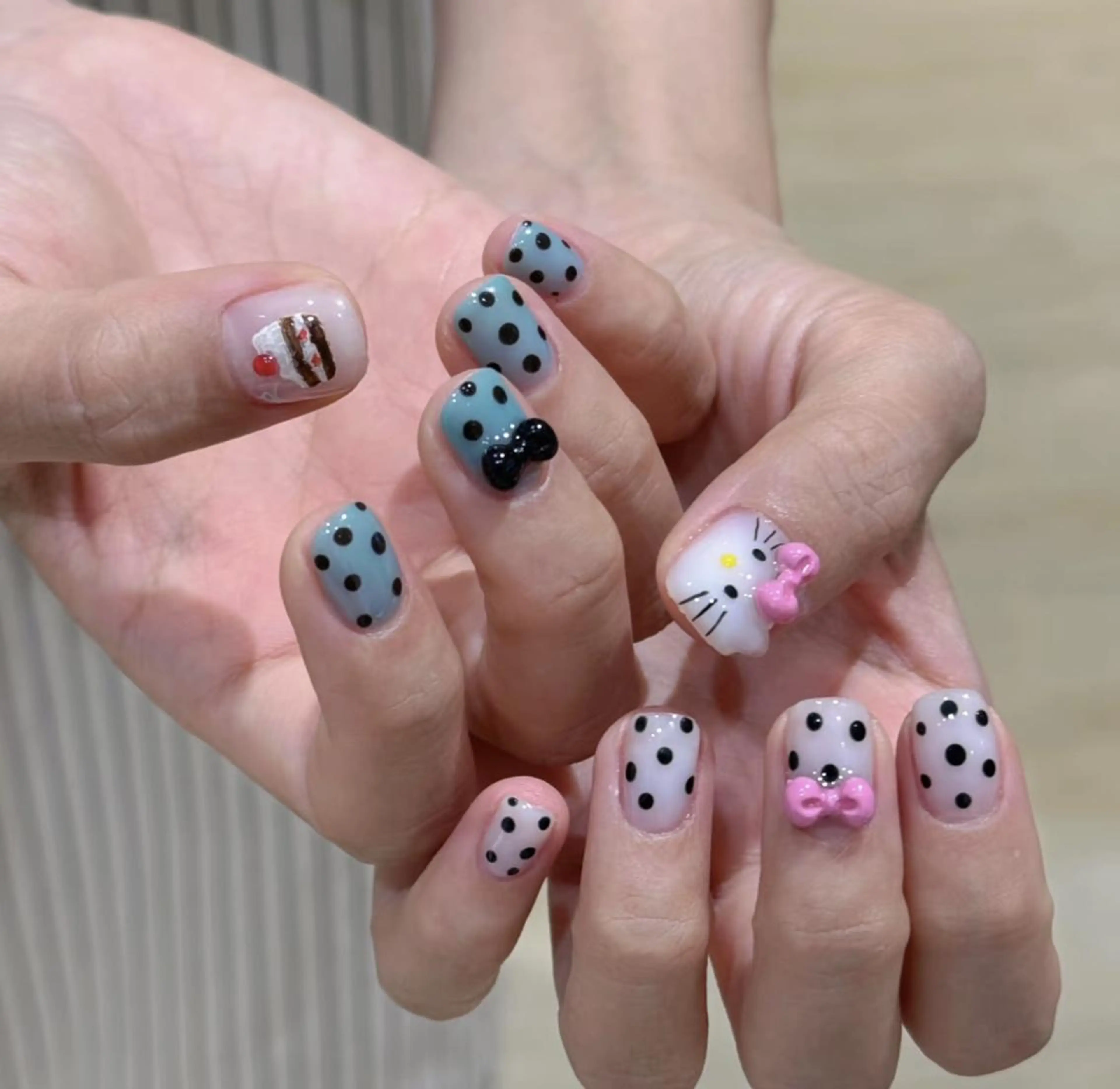 ネイル ハンドネイル 🎀 NaNa_nailのネイルデザイン