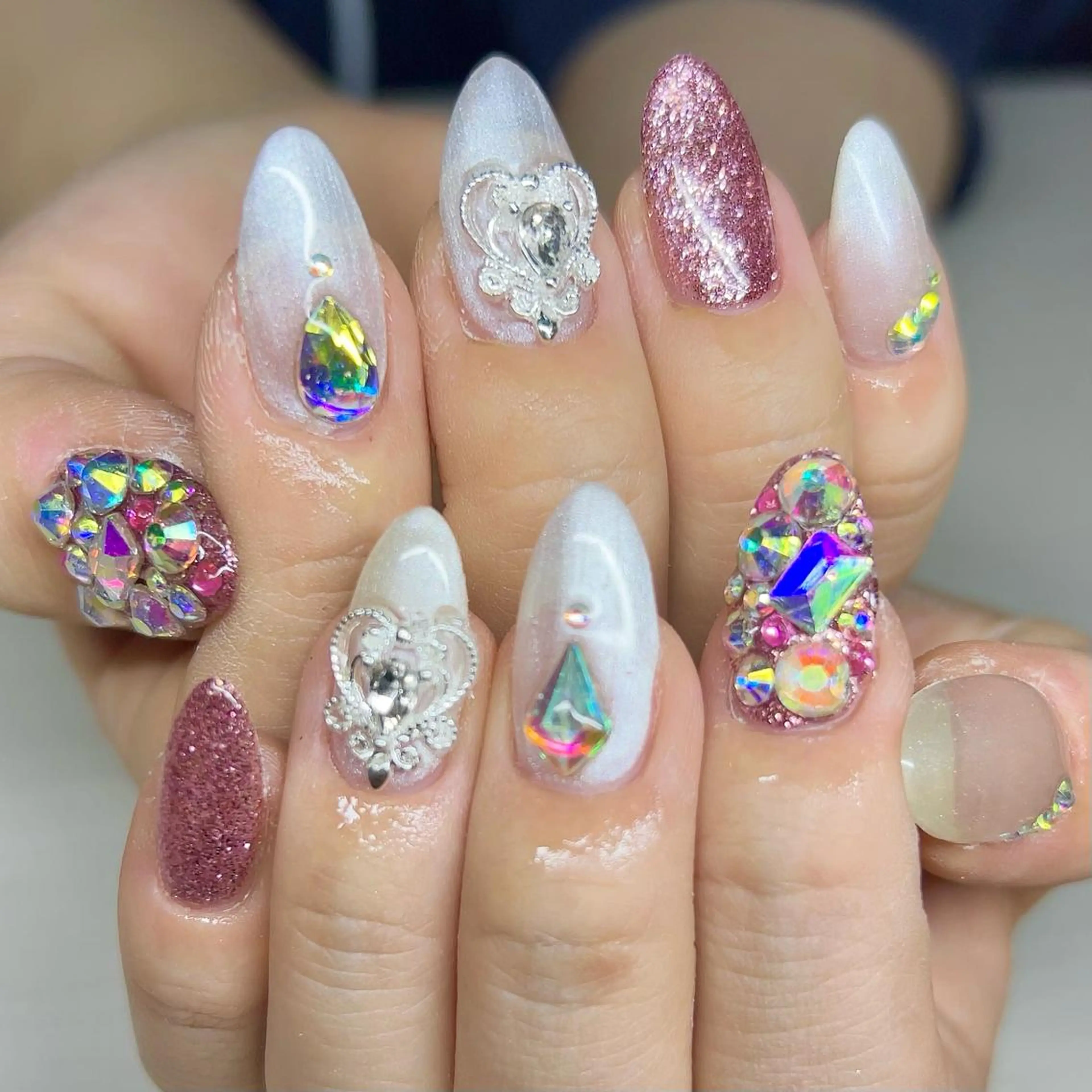 ネイル オーロラネイル ハンドネイル 【Yappy🌈】 💖P-tanaのネイルデザイン