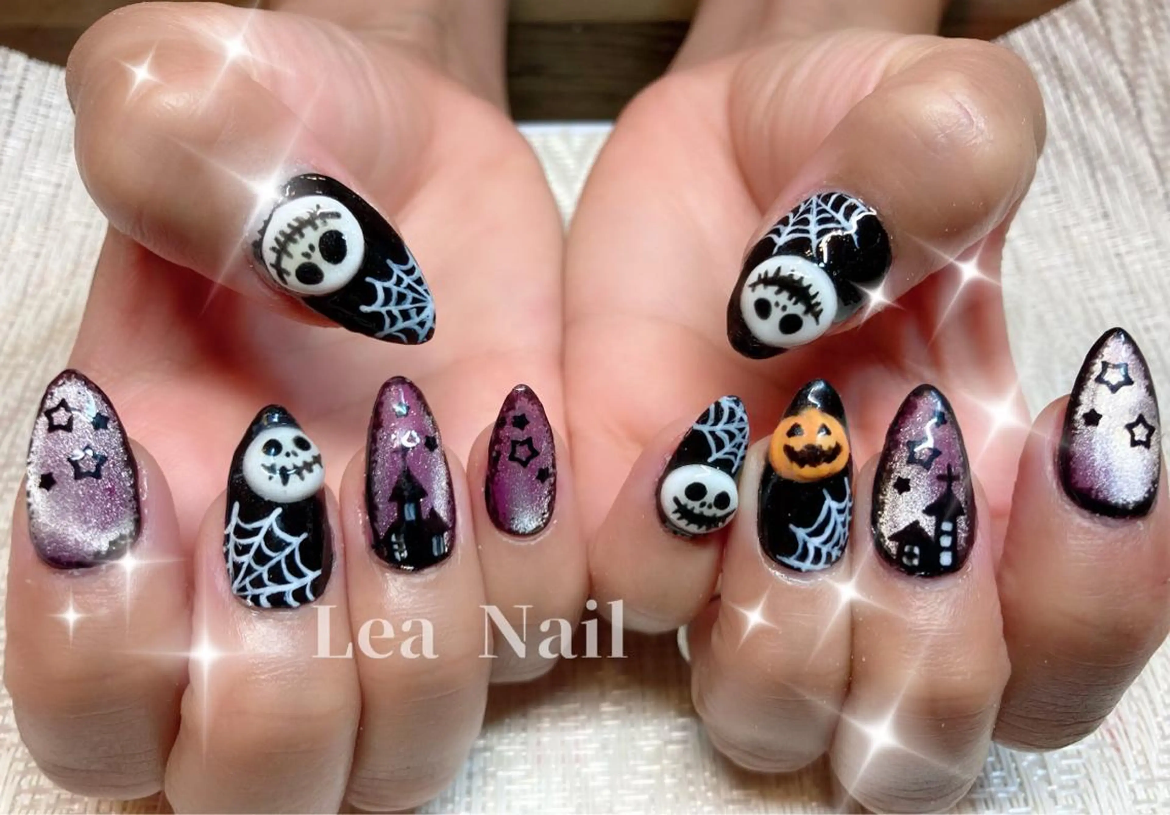 ネイル ハロウィン マグネットネイル Lea Nailのネイルデザイン