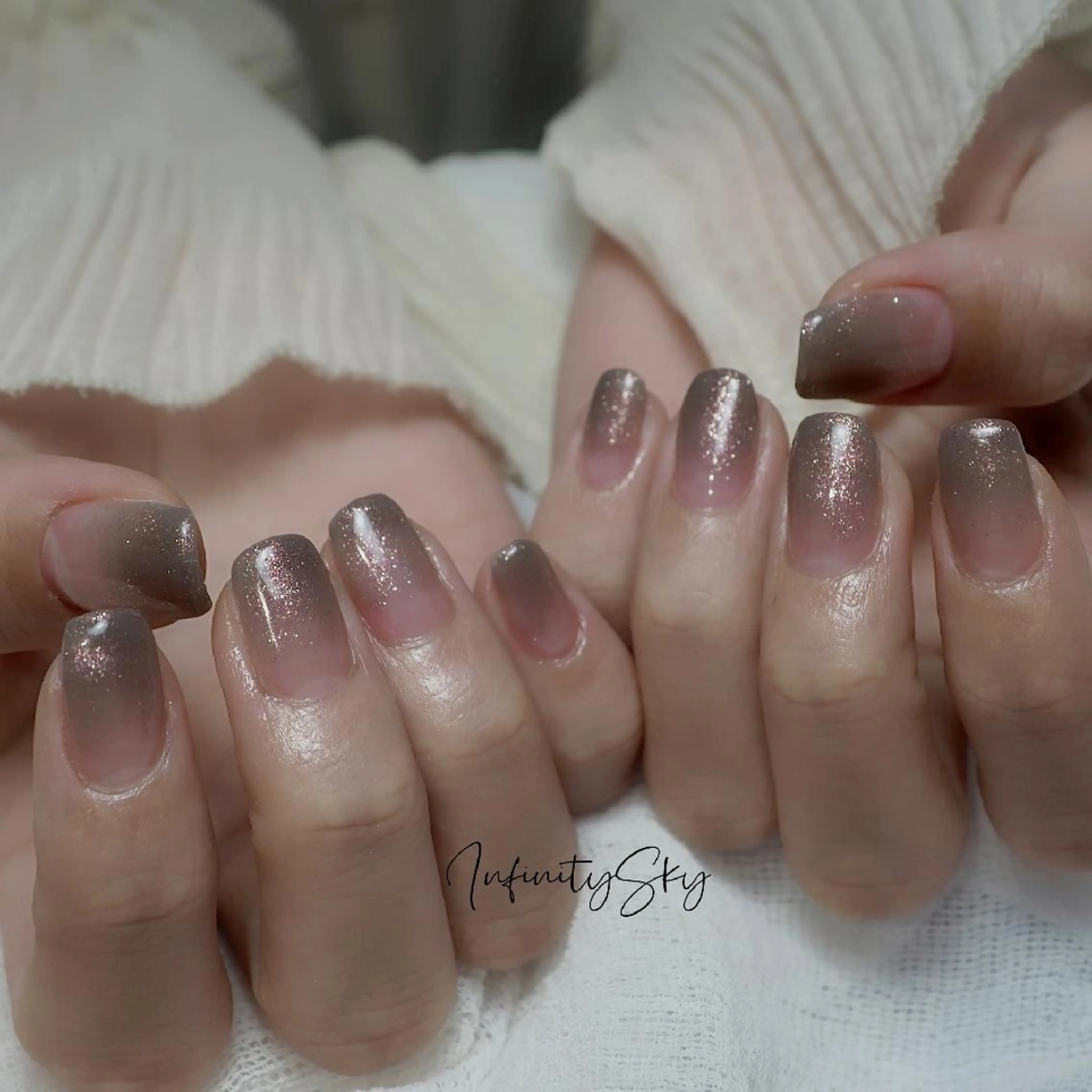 ネイル ニュアンスネイル ハンドネイル infinity skyのネイルデザイン