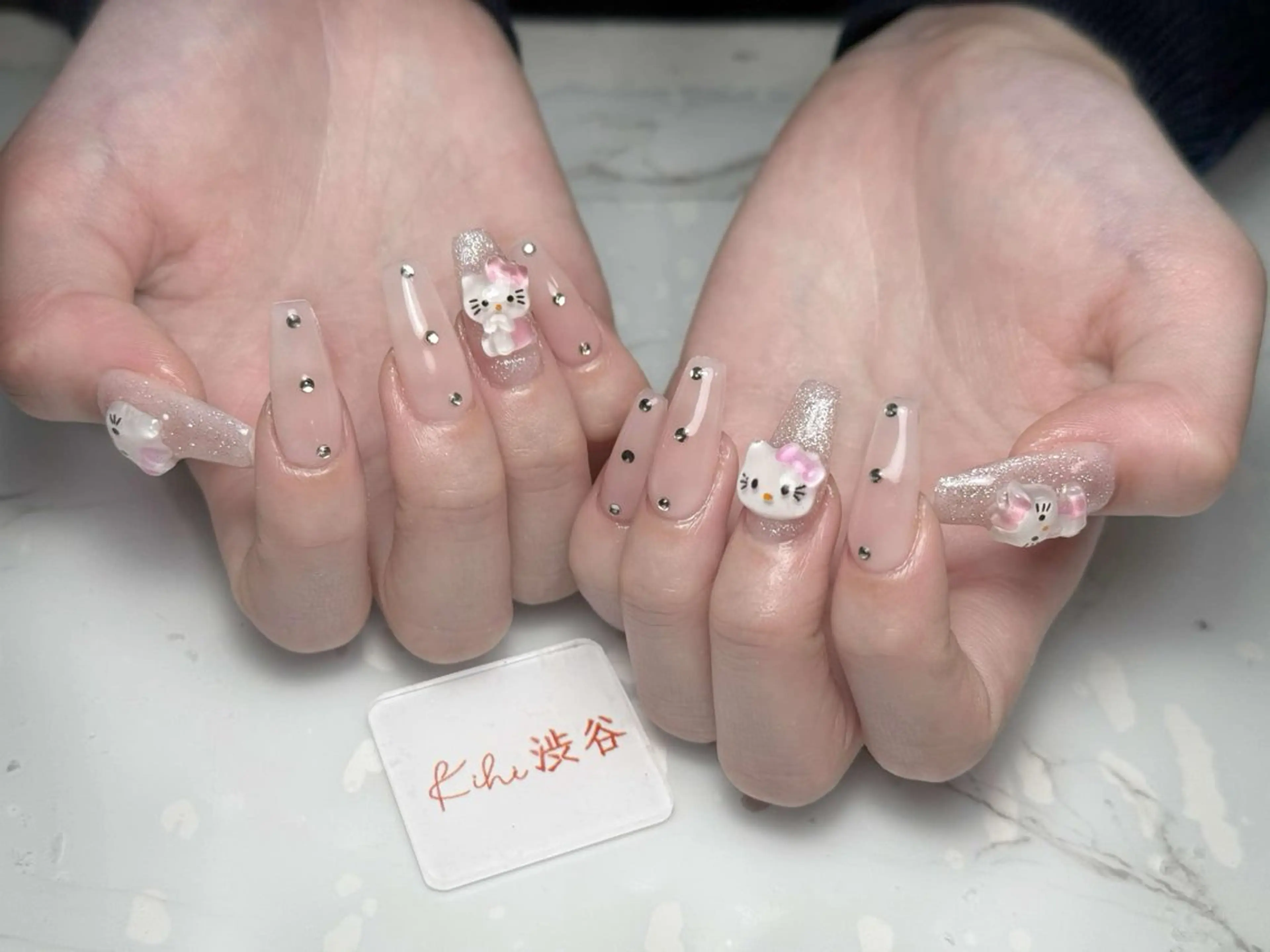 ネイル アートネイル フレンチネイル ジェルネイル グラデーション 韓国ネイル ハンドネイル 💕鈴木ユリ パラジェル/オフ無料のネイルデザイン