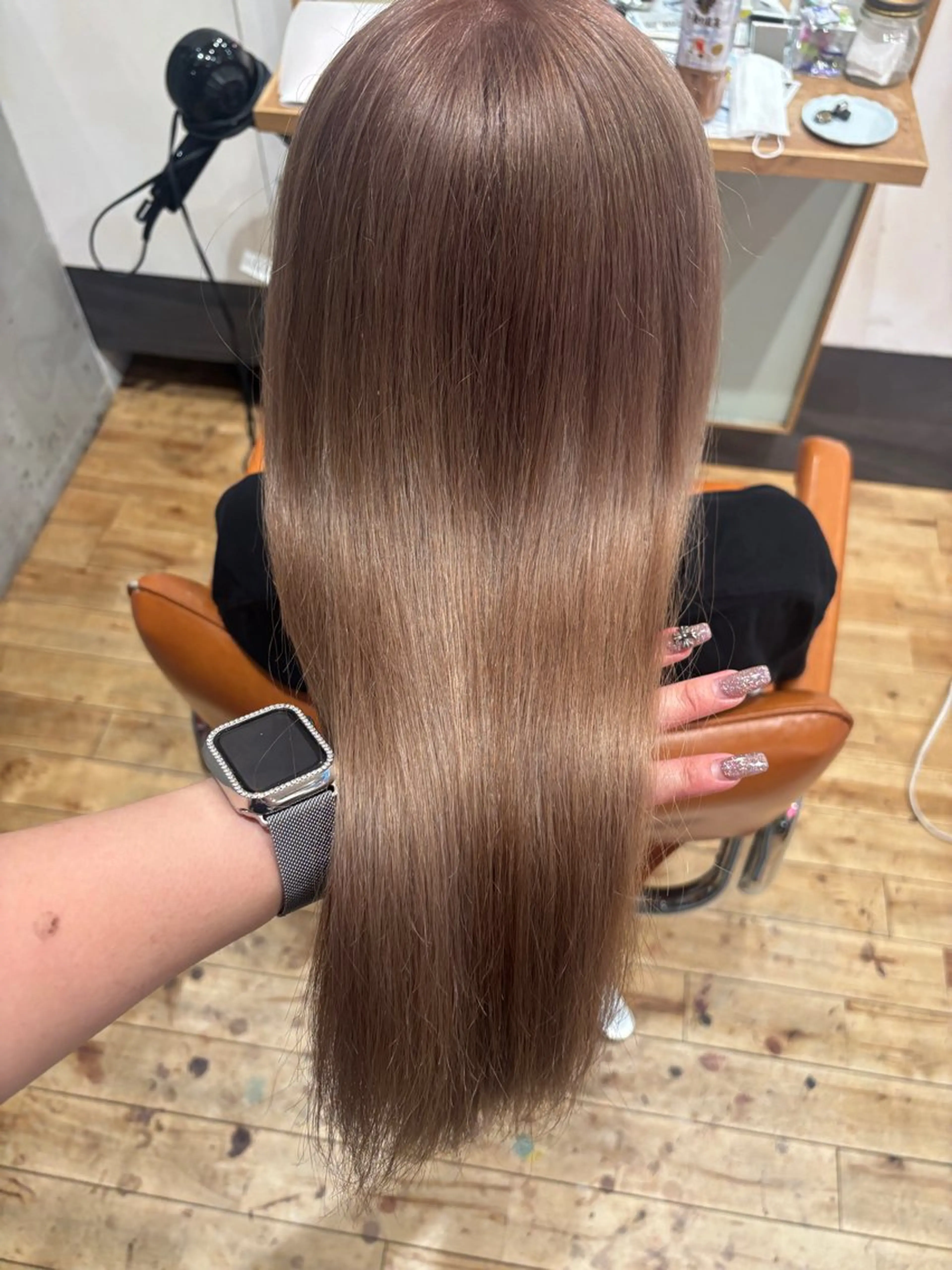 ロング カラー カット ヘアカラー ️🩵RINKA/ ハイトーンカラー🩵のヘアスタイル