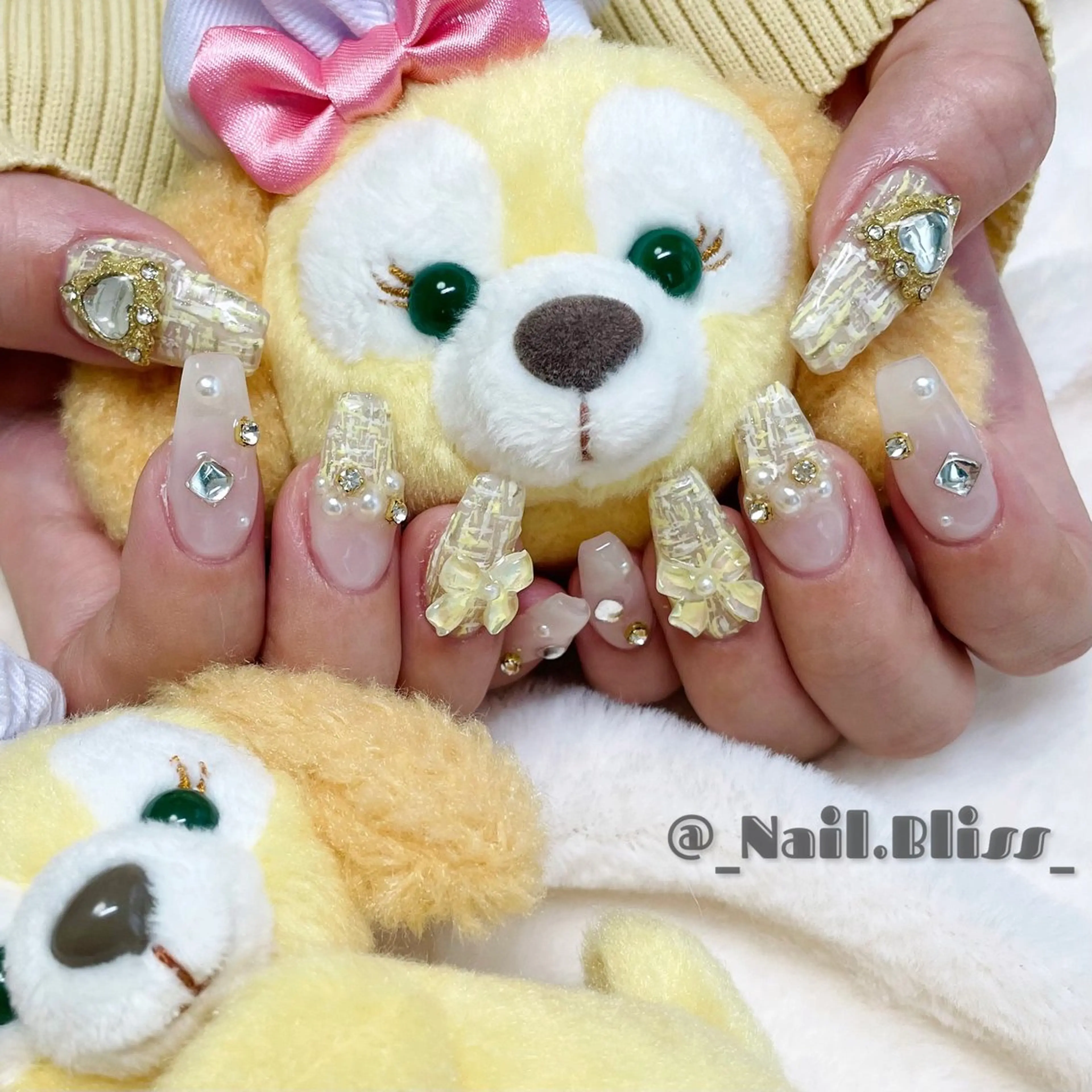 ネイル ツイードネイル 黄色 ハンドネイル NAIL BLISSのネイルデザイン