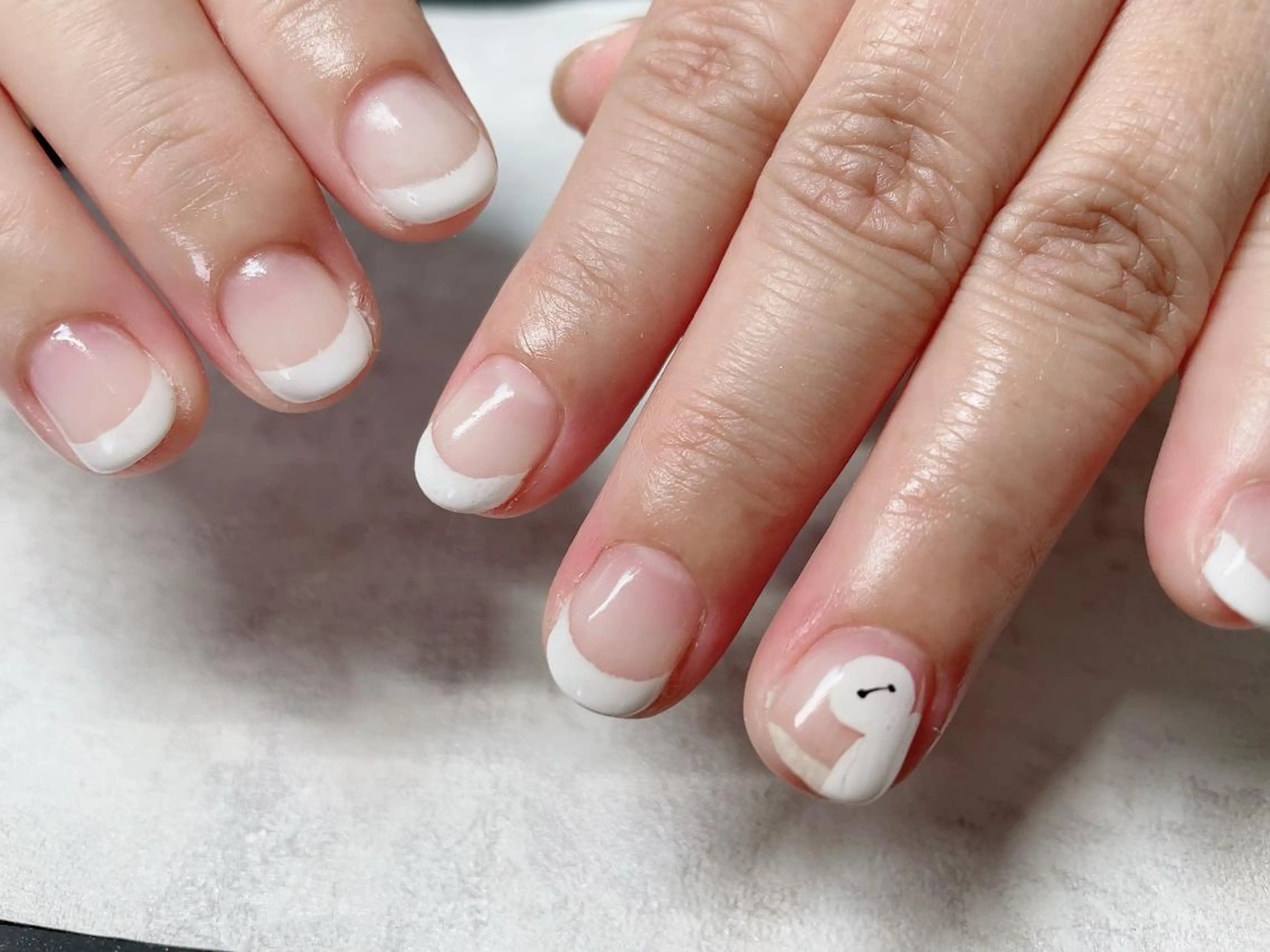 ネイル アートネイル フットネイル フレンチネイル キラキラネイル ニュアンスネイル nail happiness.のネイルデザイン