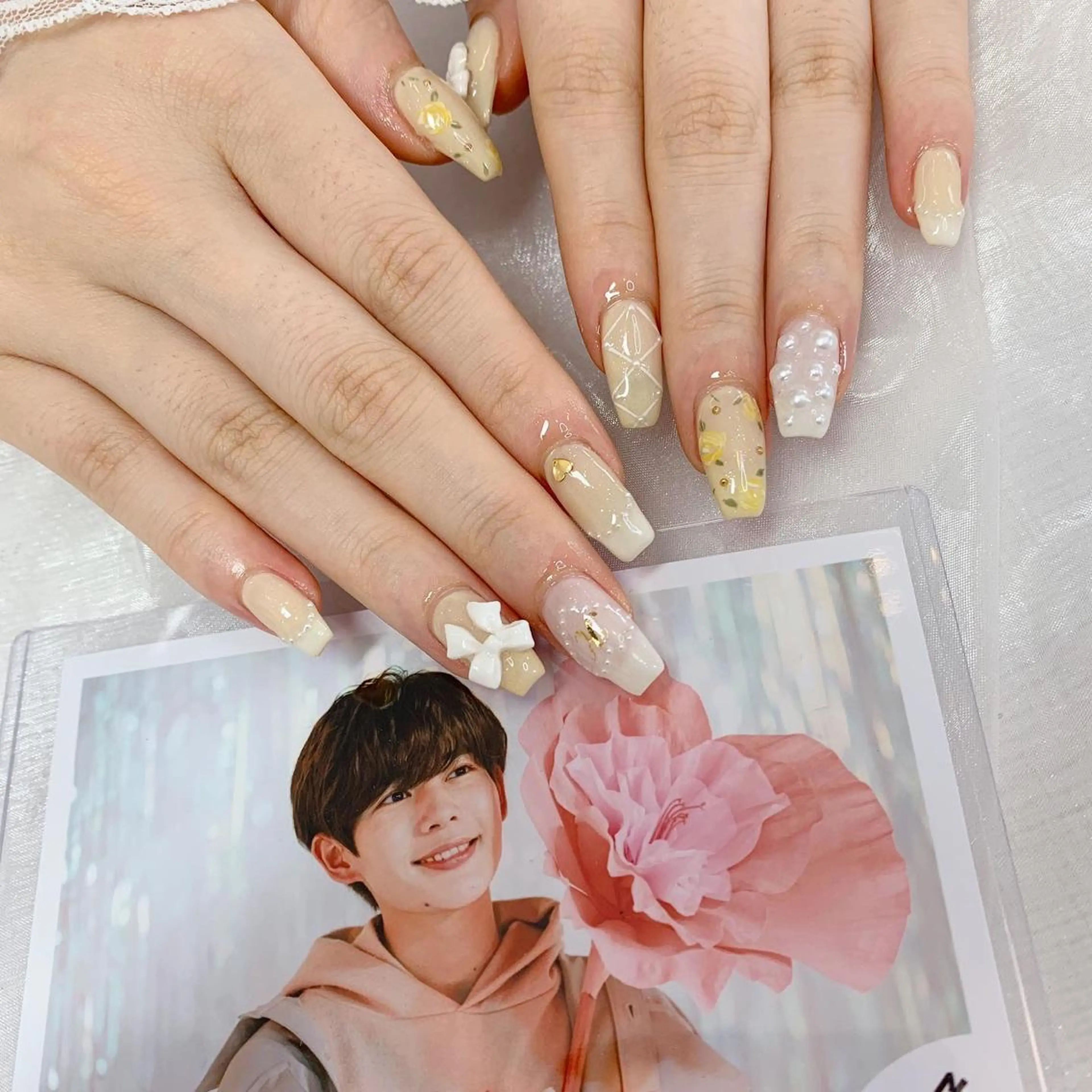 ネイル ロングネイル ハンドネイル La neige* yuki 🥯🍑のネイルデザイン