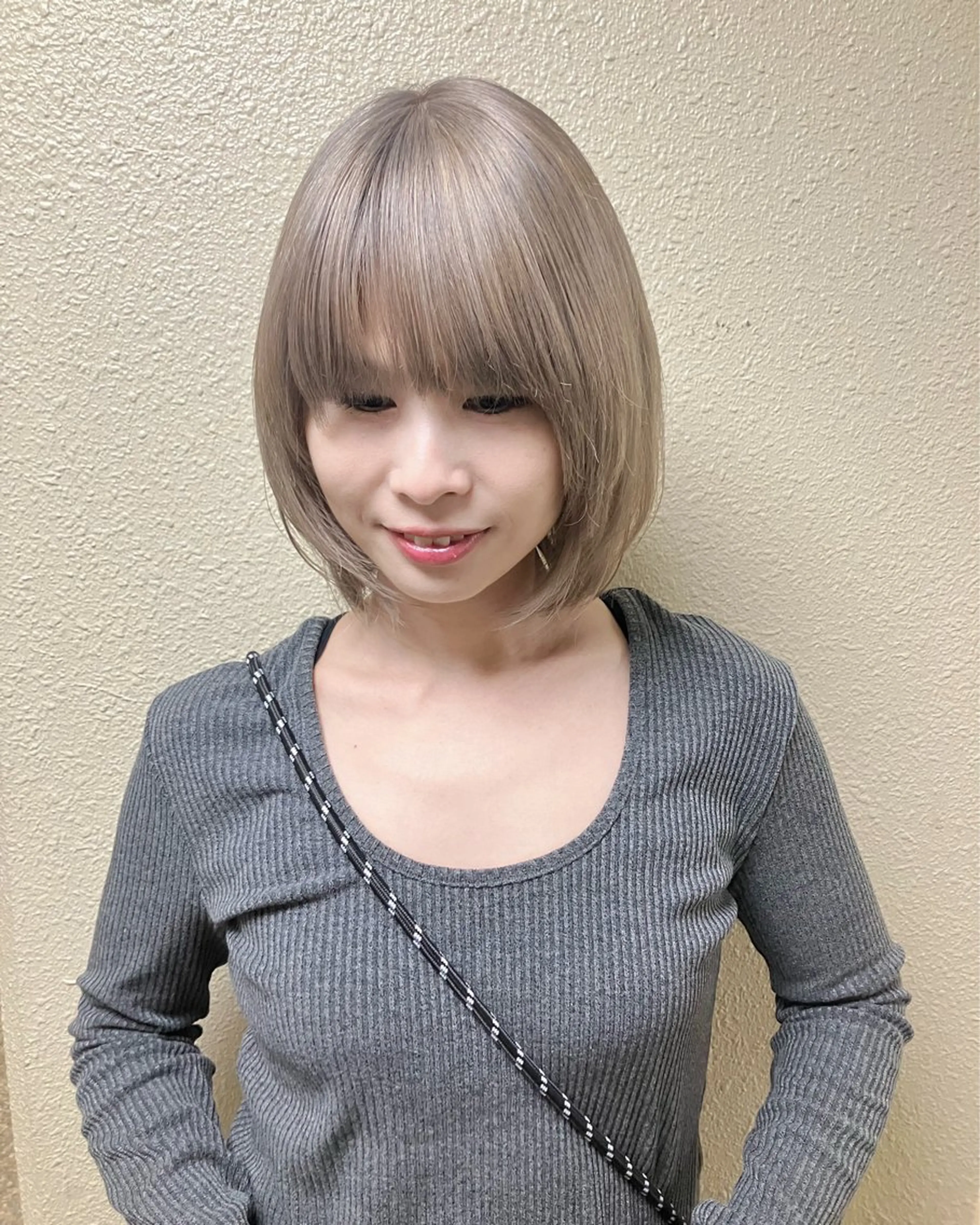 ミディアム ボブ 似合わせカット moriofromlondon原宿本店所属・fumikaブリーチ /ウルフのヘアスタイル