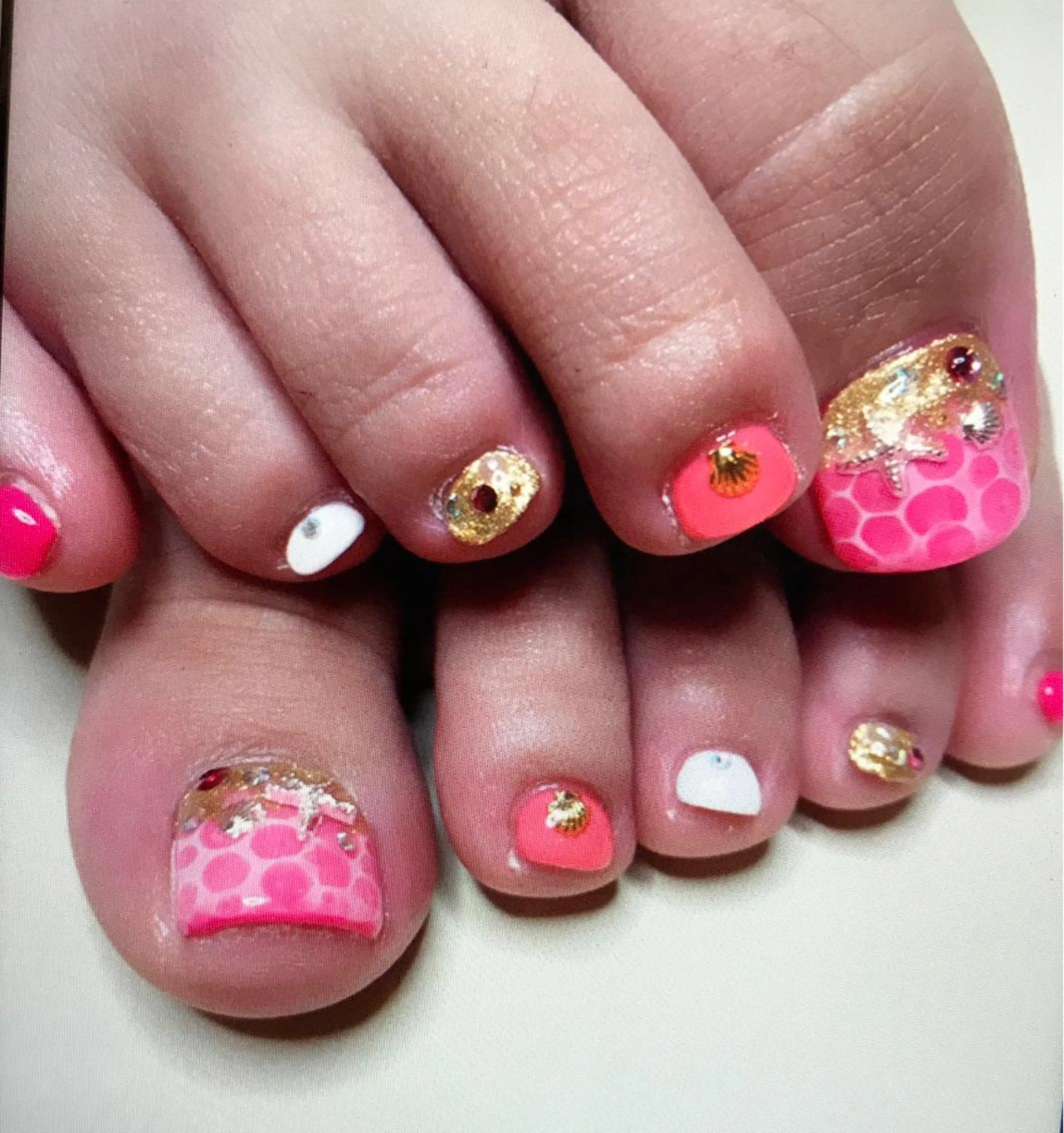 ネイル アートネイル ストーンネイル ネイル/耳つぼ /新ホワイトニングのネイルデザイン