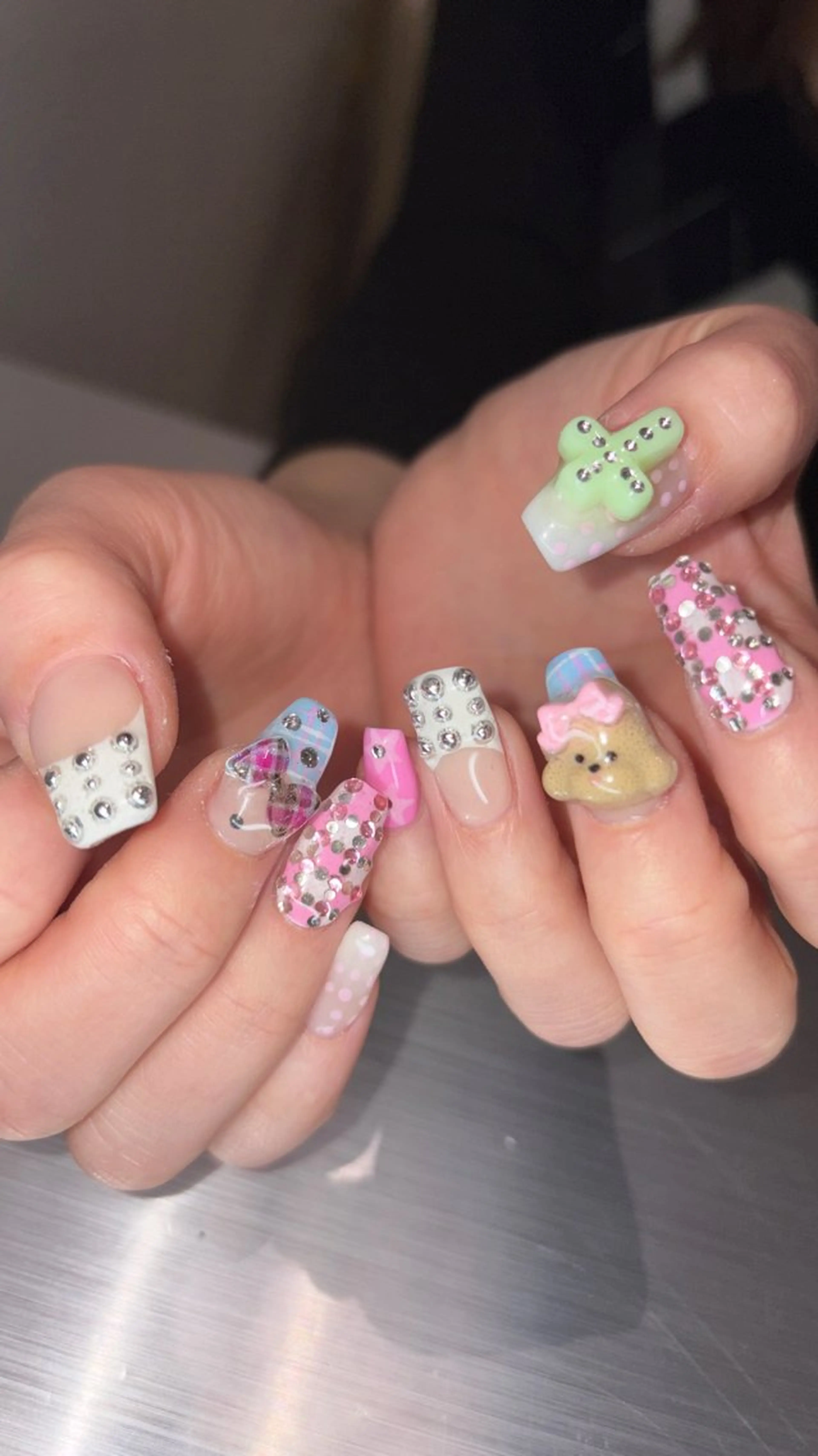 ネイル 👽個性派ネイル🎀 komachiのマツエク・マツパデザイン