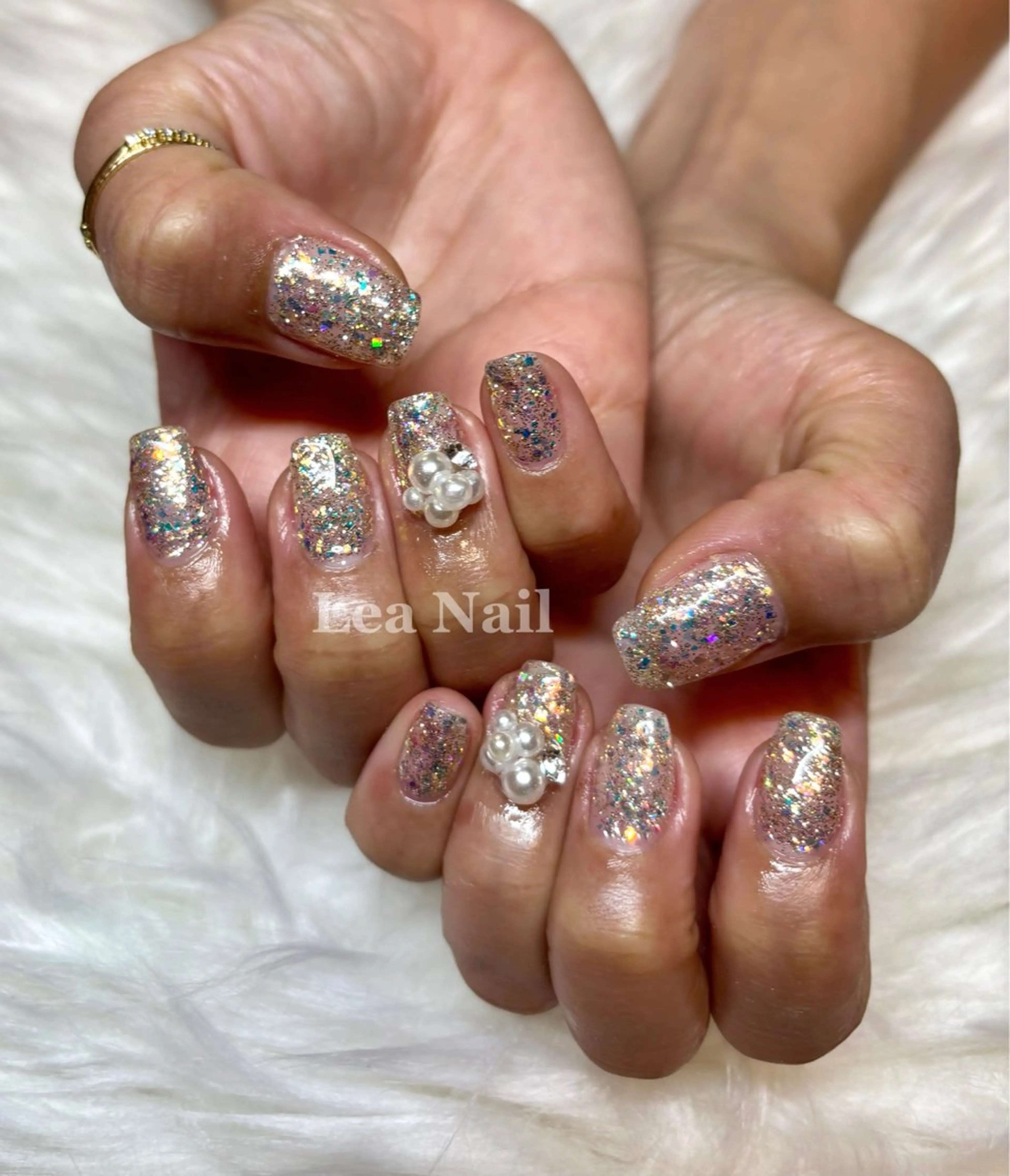 ネイル キラキラネイル ラメ(グリッター) シンプルネイル Lea Nailのネイルデザイン