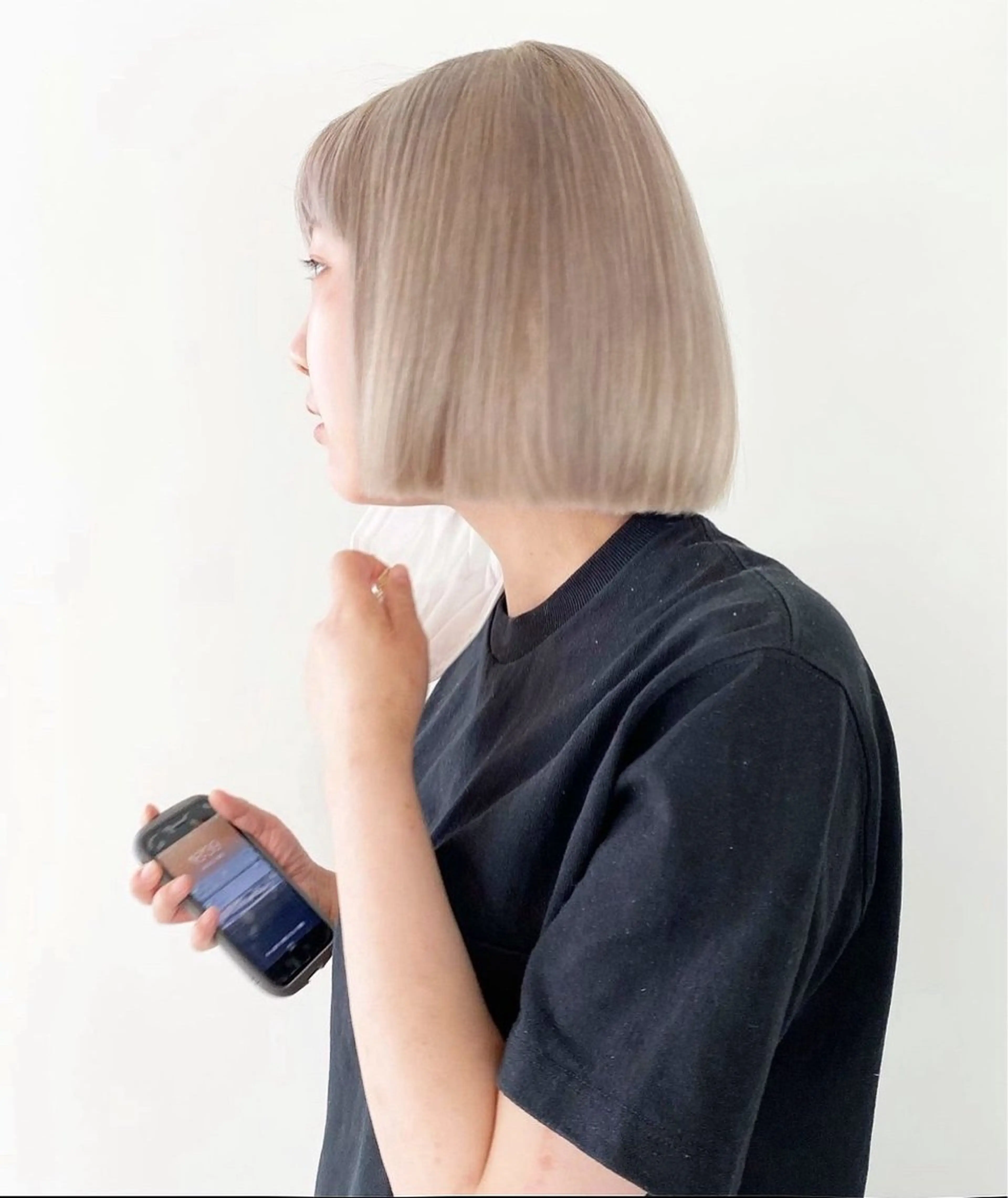 ショート カラー MOND / PINのヘアスタイル