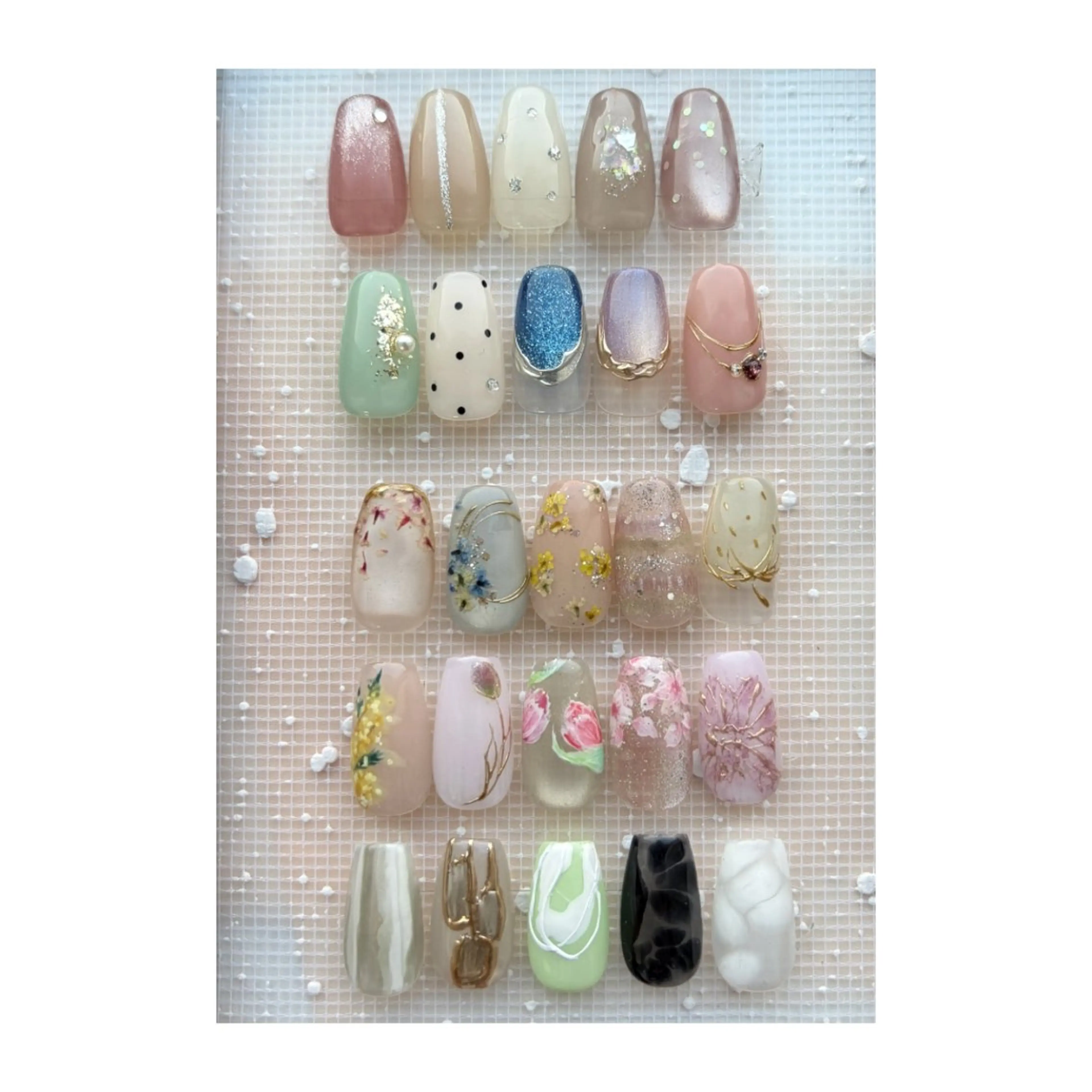 ネイル アートネイル ニュアンスネイル Ouna NAIL haruのネイルデザイン