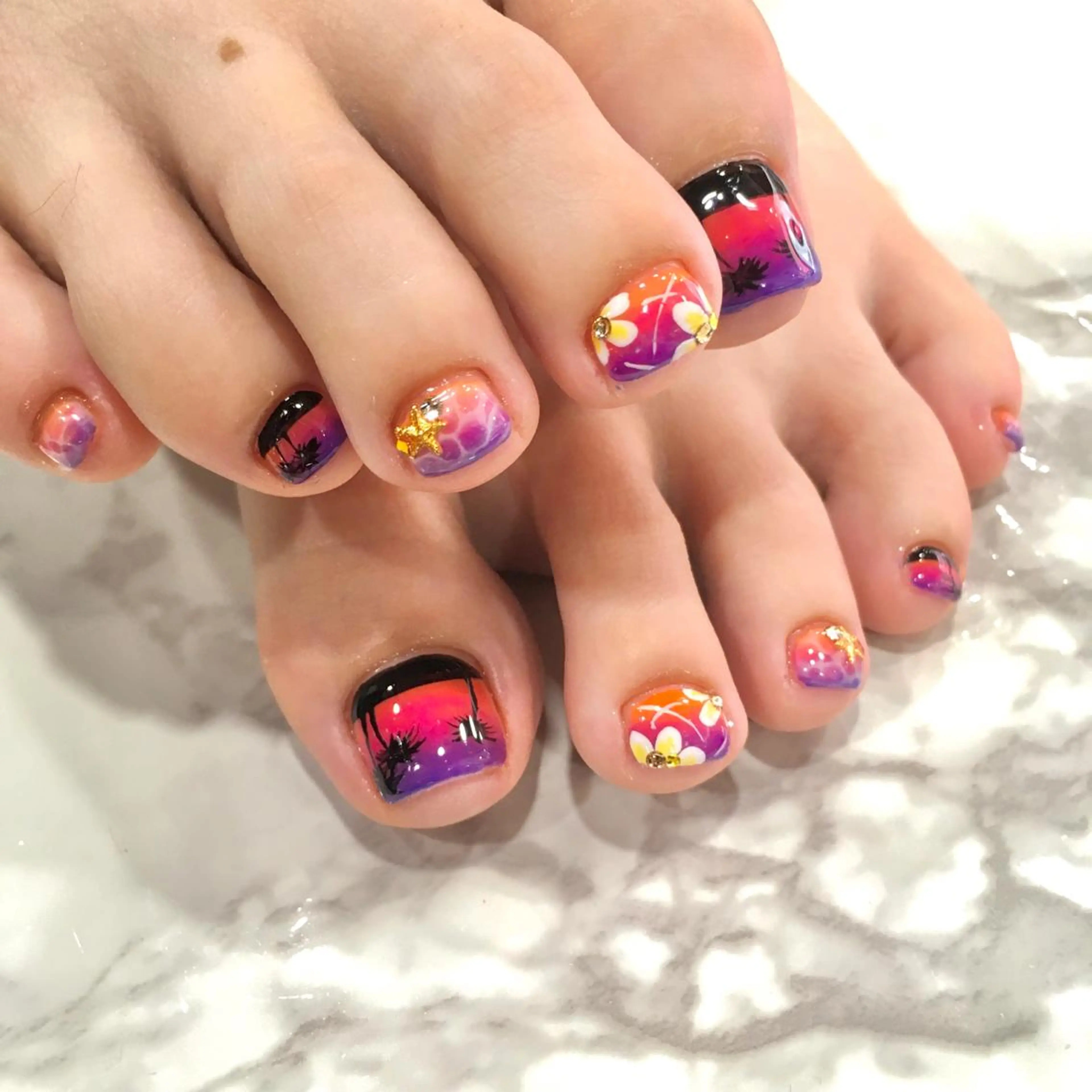 ネイル Allure小山店 Maiのネイルデザイン