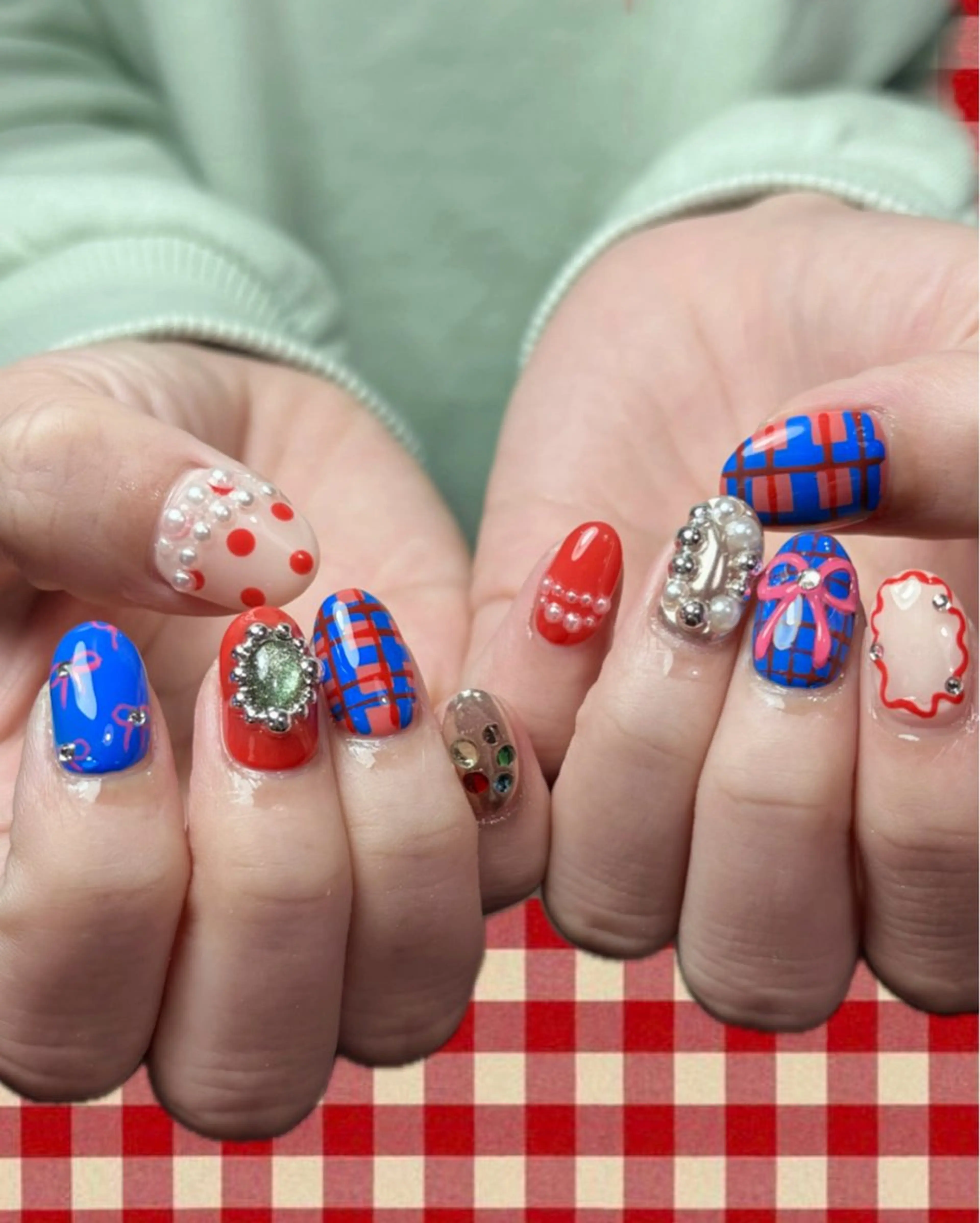 ネイル ハンドネイル NICOnail八王子店所属・NICOnail🦭 Mikuのネイルデザイン