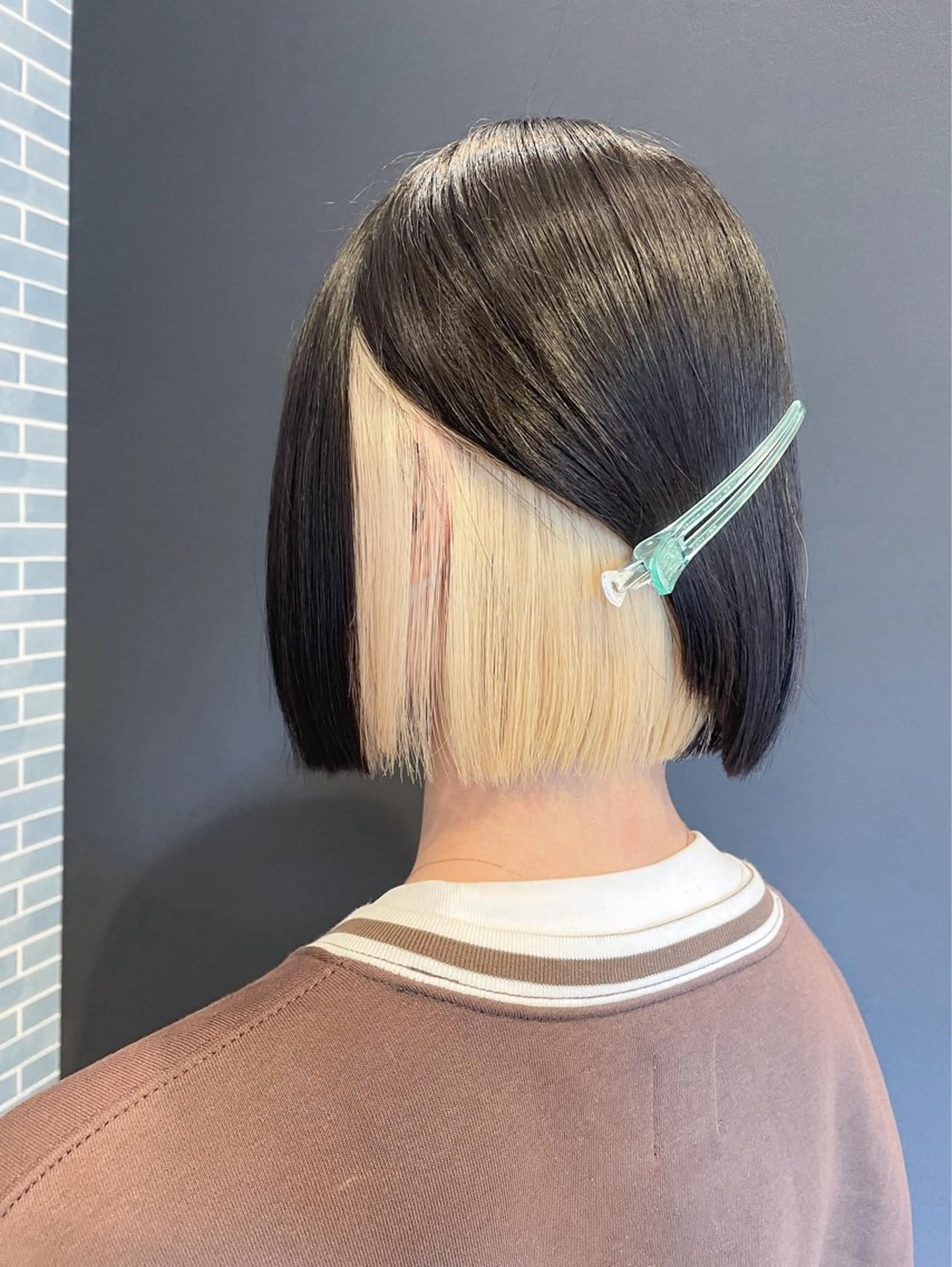 カラー 長尾菜々美🐰 ／ハイトーンカラーのヘアスタイル