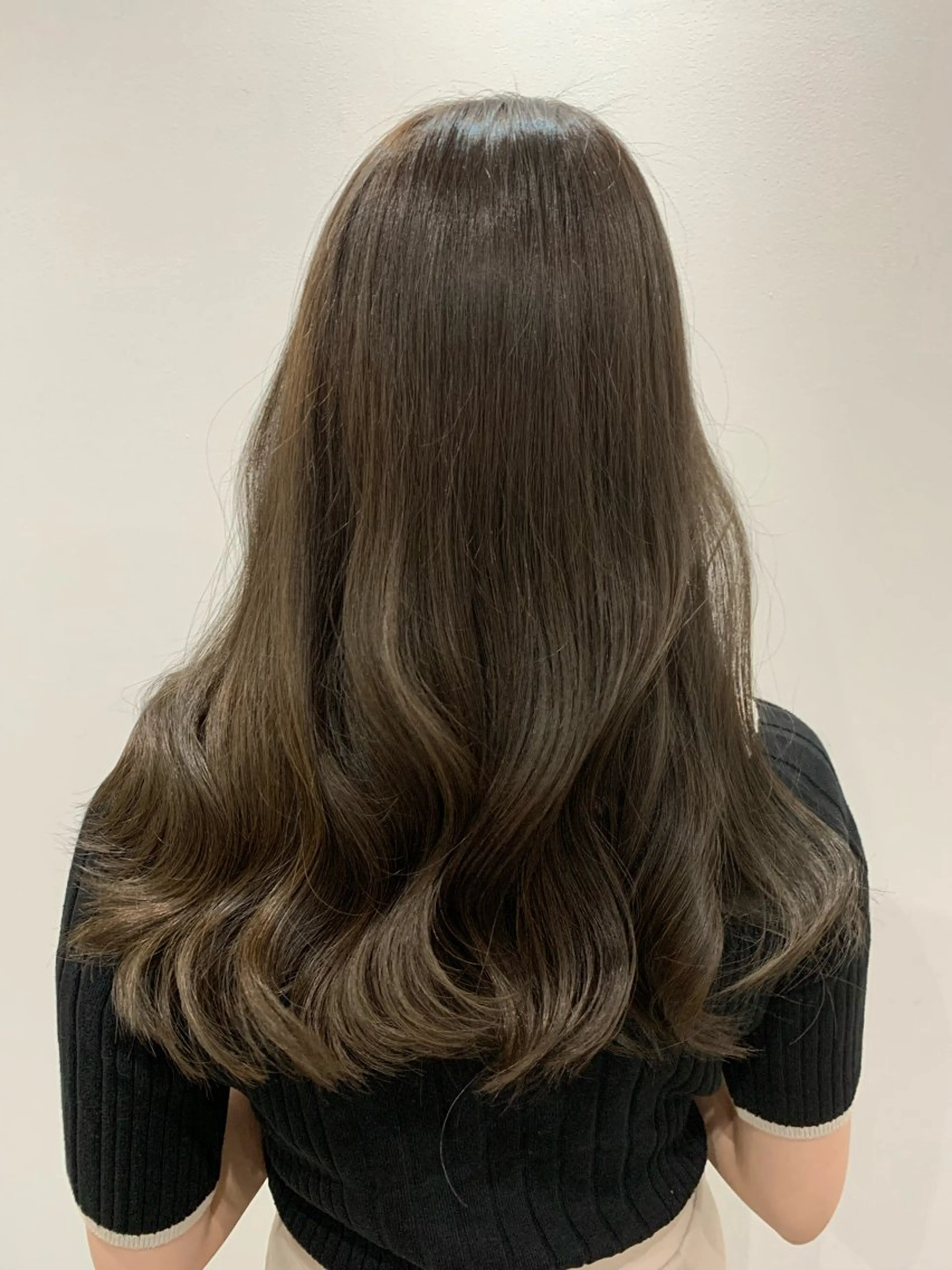 ロング ヘアカラー LITTLE _KATOのヘアスタイル