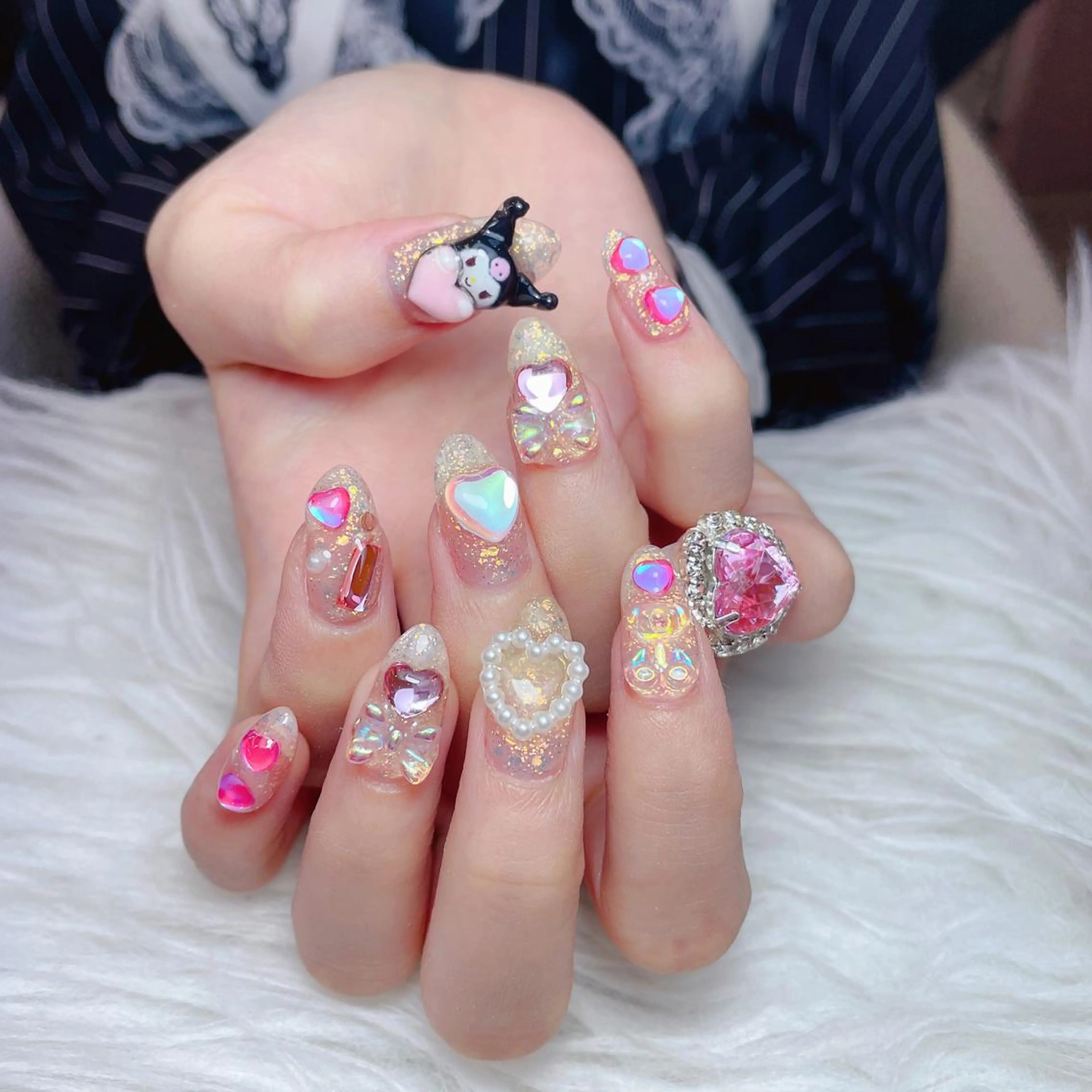 ネイル オーロラネイル フレンチネイル ハート 韓国ネイル ミラーネイル ハンドネイル Melody Nail所属・Melody  3D/スカルプ専門店のネイルデザイン