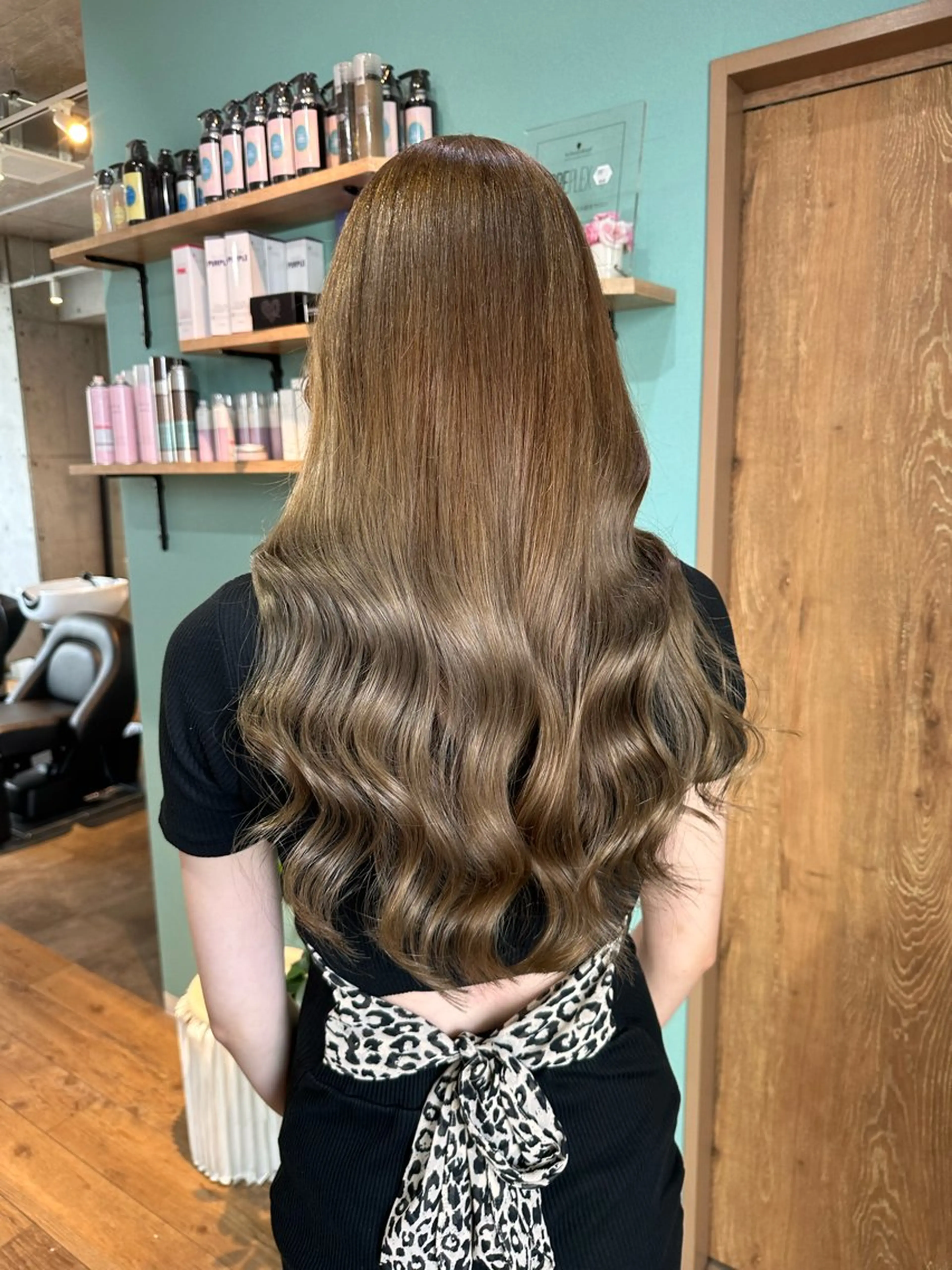 ロング カラー ベージュカラー ヘアカラー トリートメント 🧸プルエクステ❤︎ ネイルKAO🧸のヘアスタイル