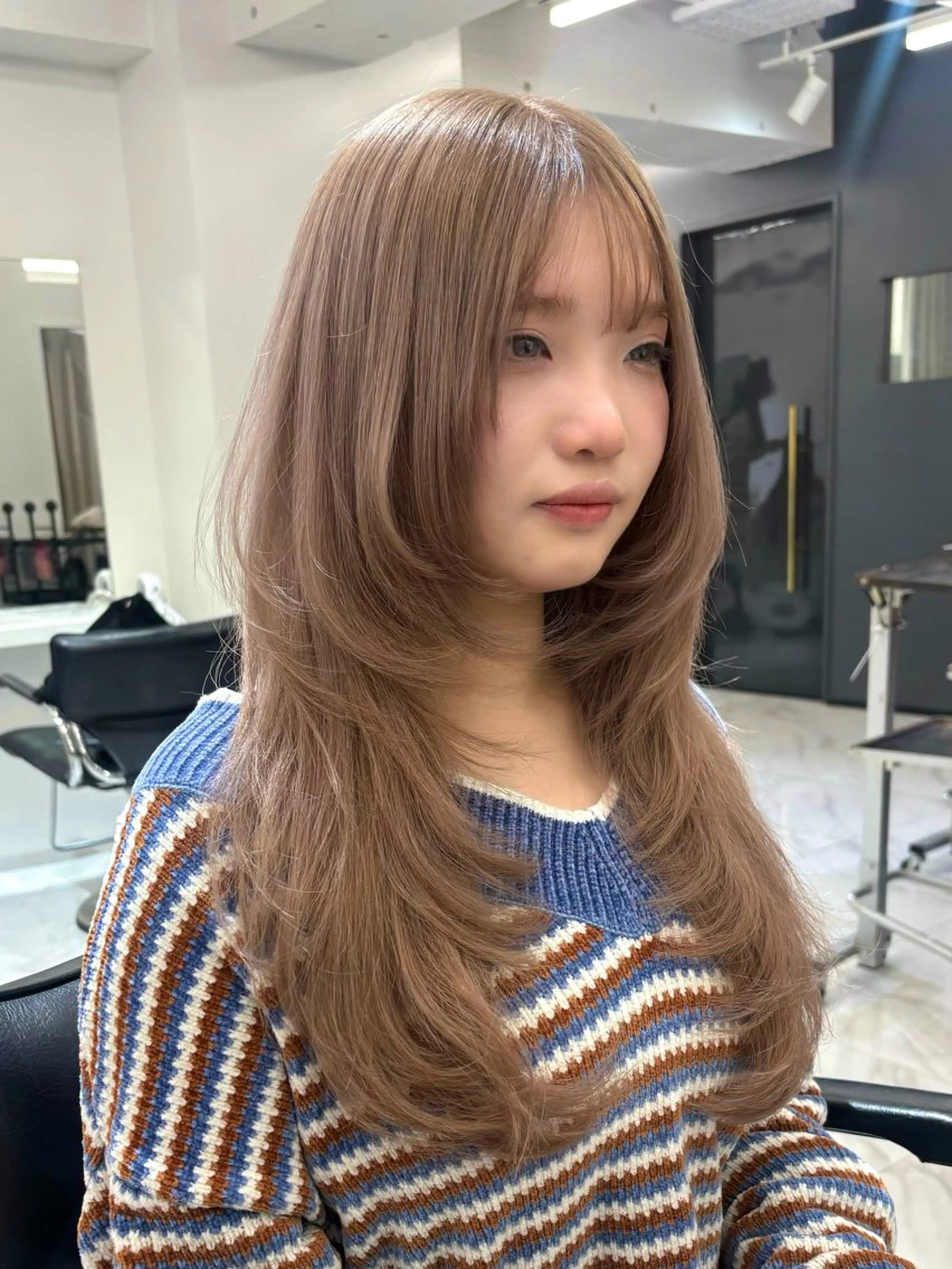 ロング カラー ベージュカラー ハイトーンカラー ヘアカラー トリートメント 🩶大人韓国ヘア 渋谷/Satsukiのヘアスタイル