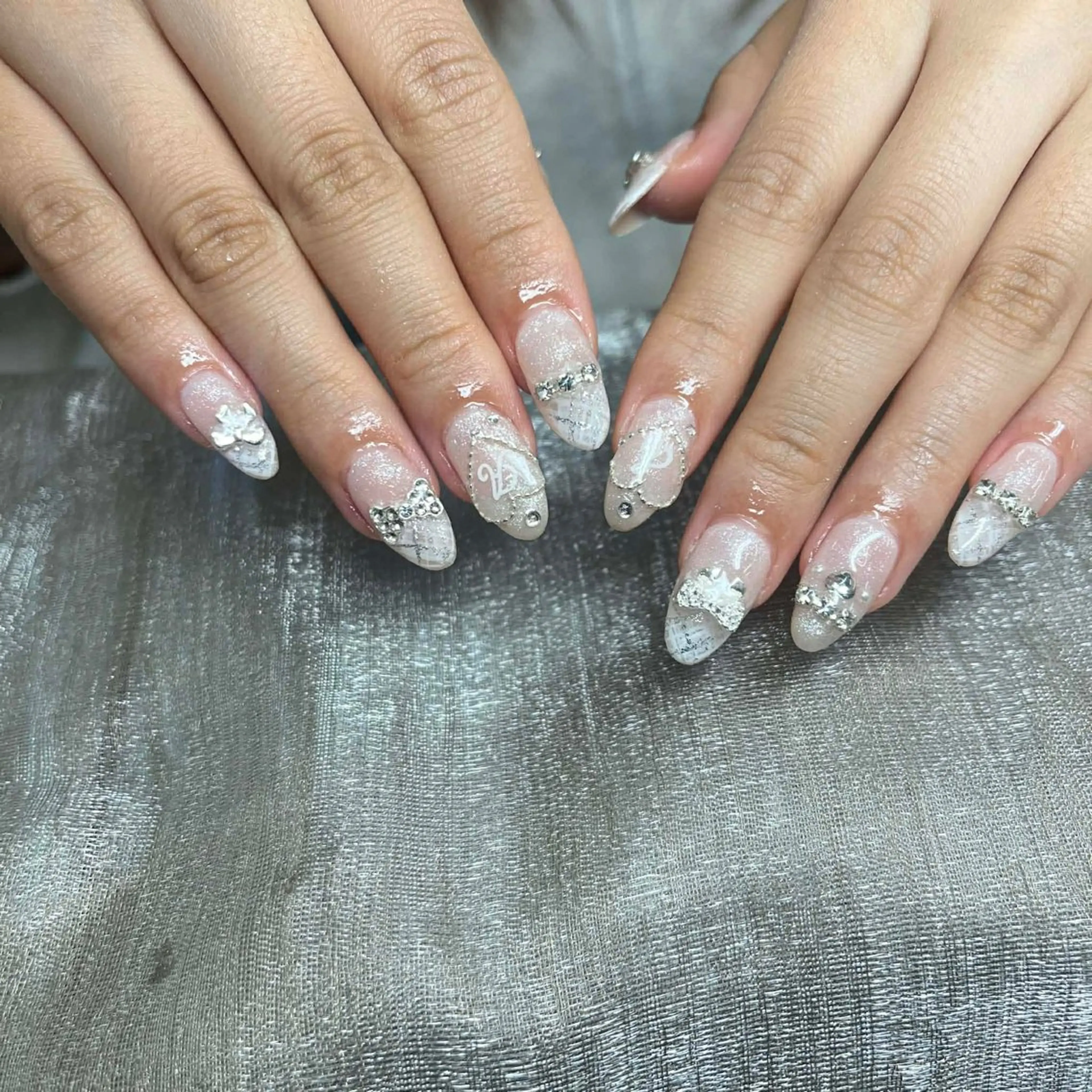 ネイル グラデーション マグネットネイル ネイルチップ ハンドネイル Hana Nail所属・Hana Nailのネイルデザイン