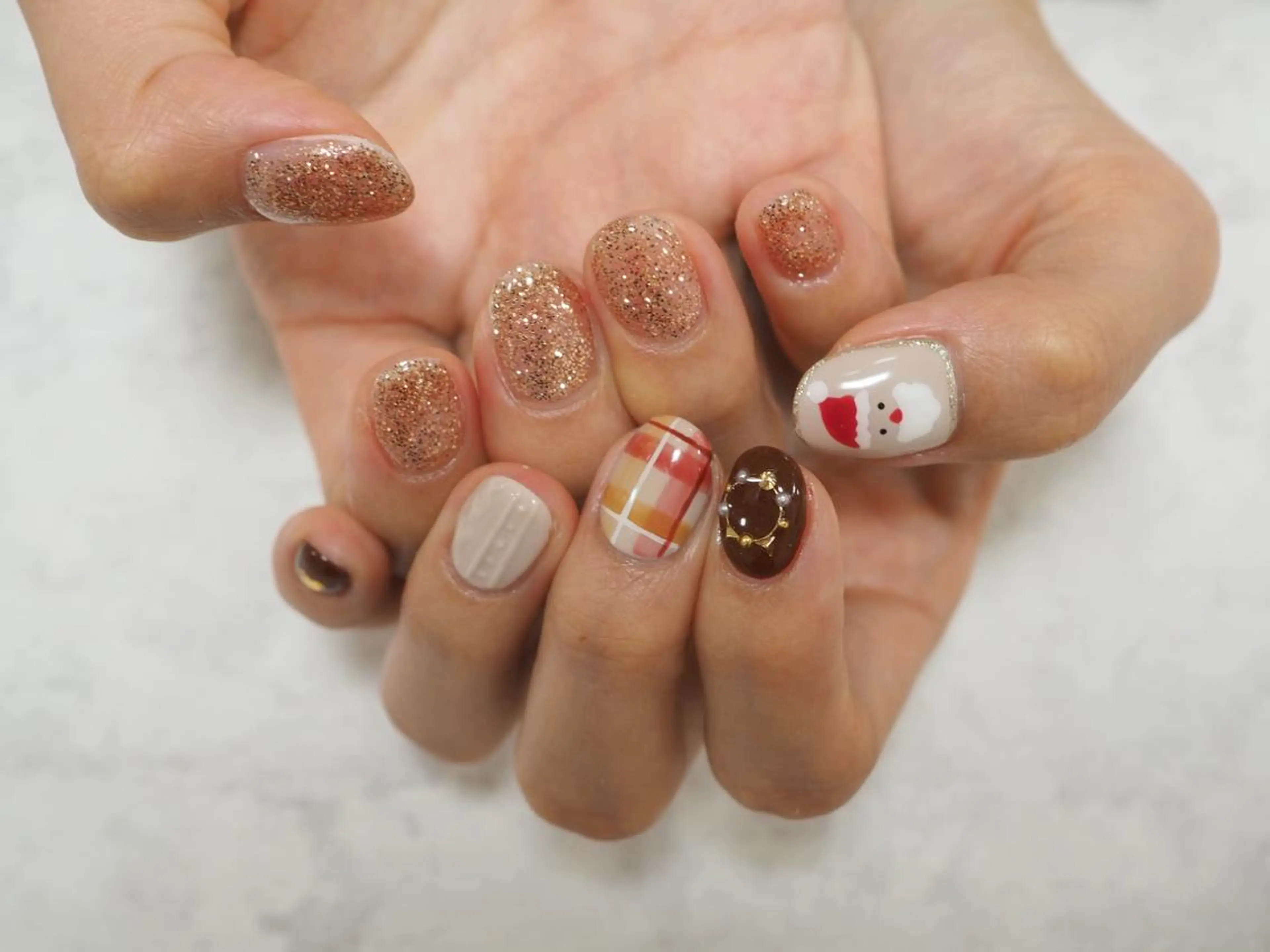 ネイル LoLo nail kのネイルデザイン