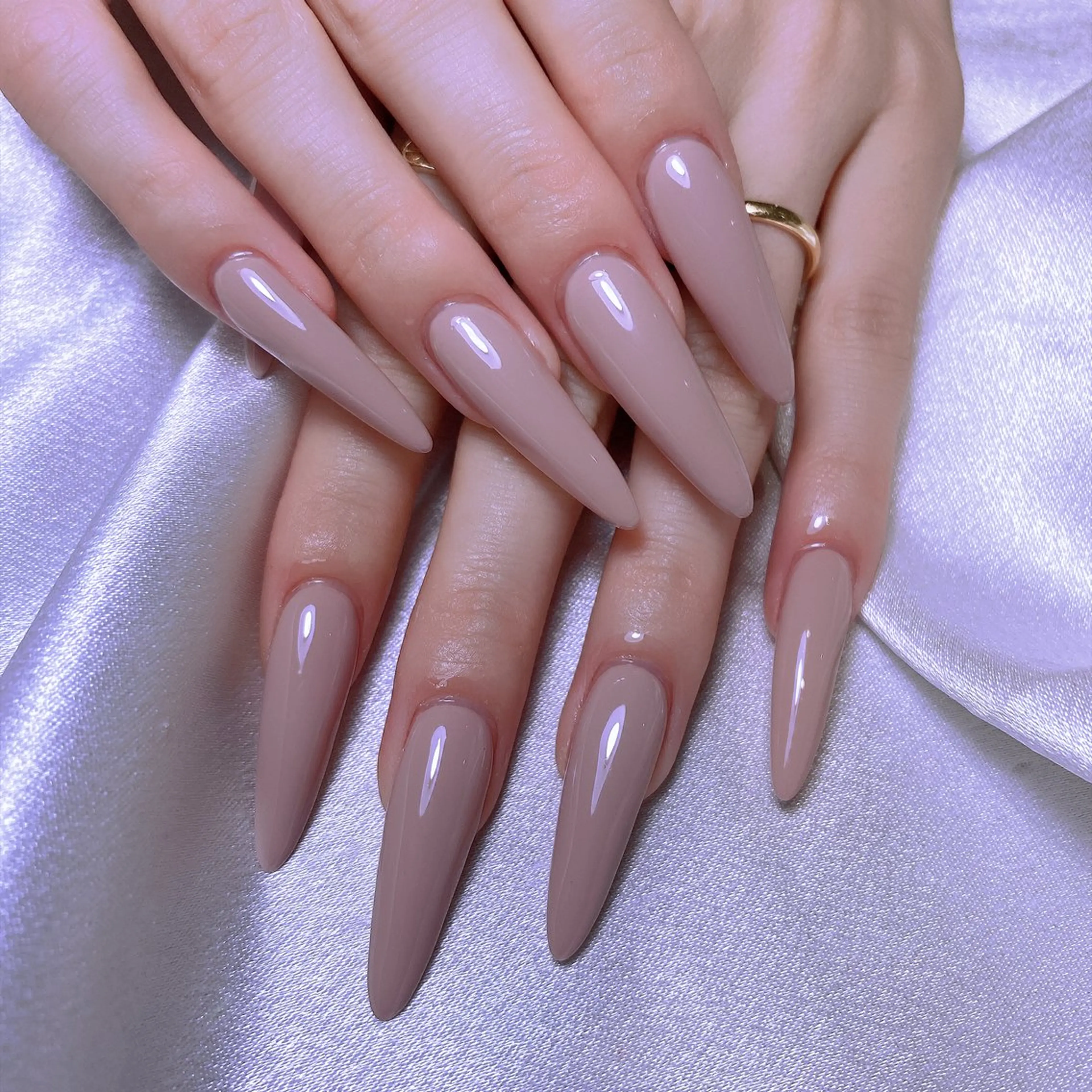 ネイル M2ネイルサロン【長さ出し&フィルイン導入店】所属・長さ出し専門店 RIRIのネイルデザイン