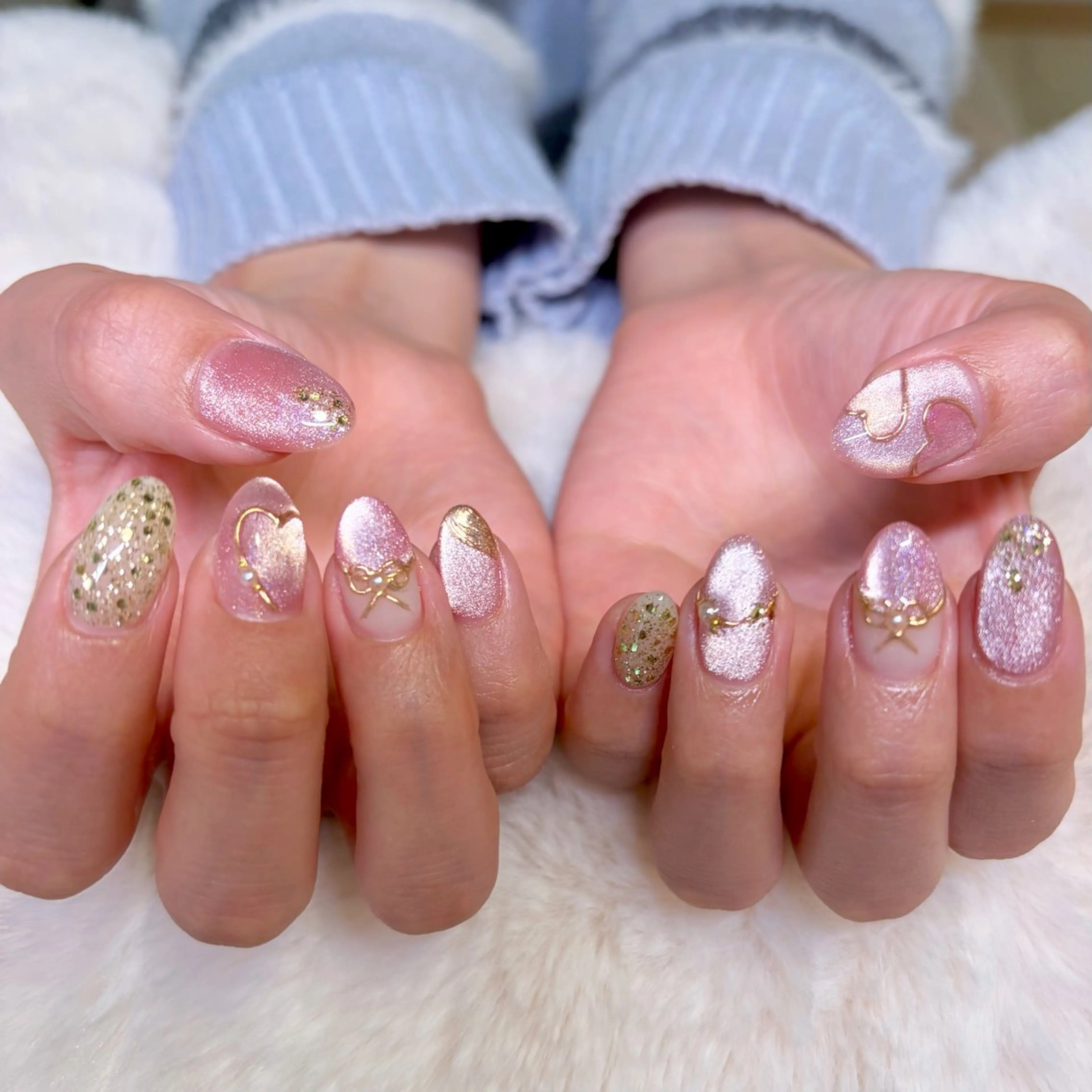 ネイル ハート ハンドネイル nail salon e'mu💐のネイルデザイン