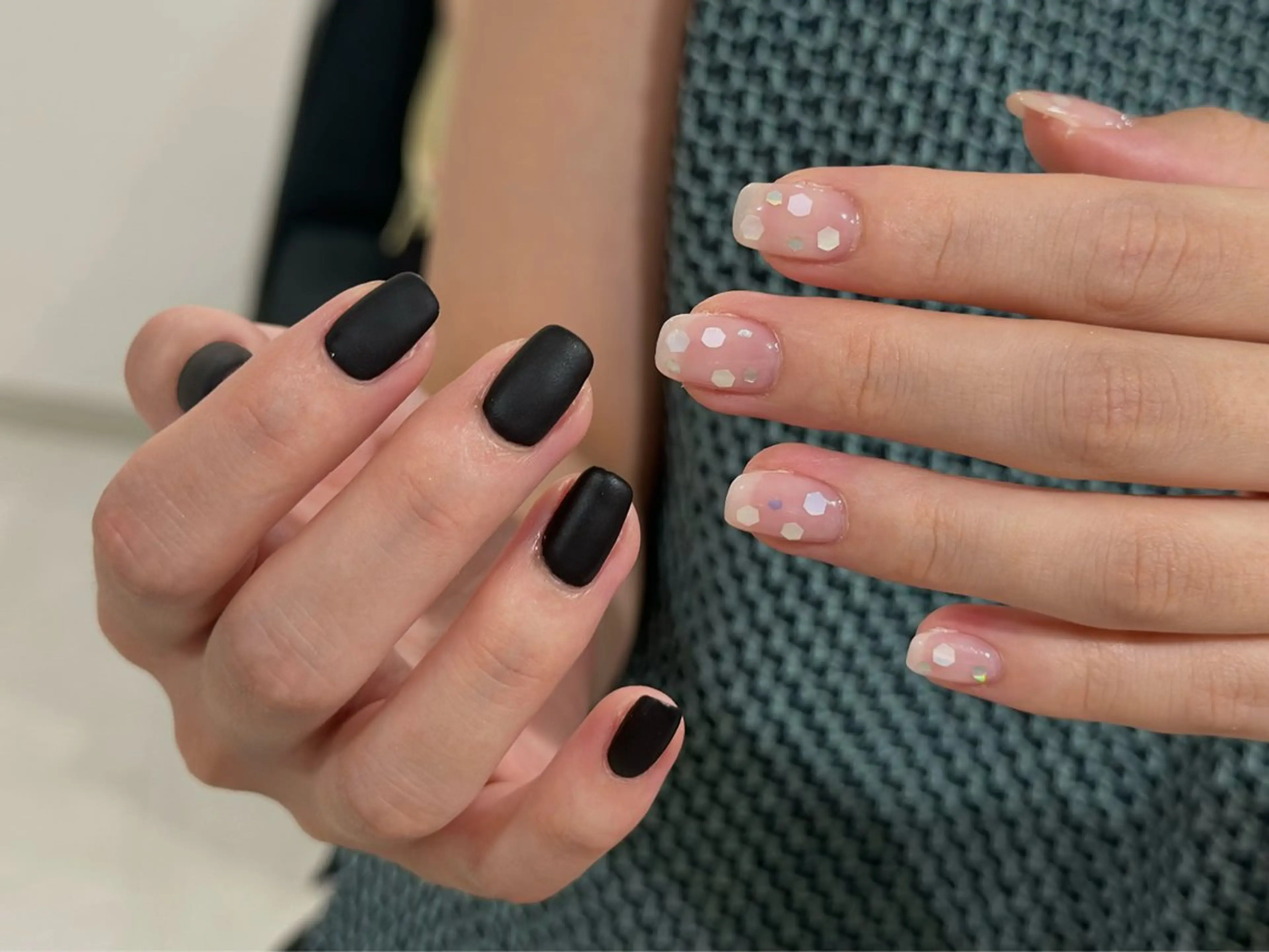 ネイル ホログラムネイル マットネイル オフィスネイル シンプルネイル ANOVA所属・ANOVA アノヴァのネイルデザイン