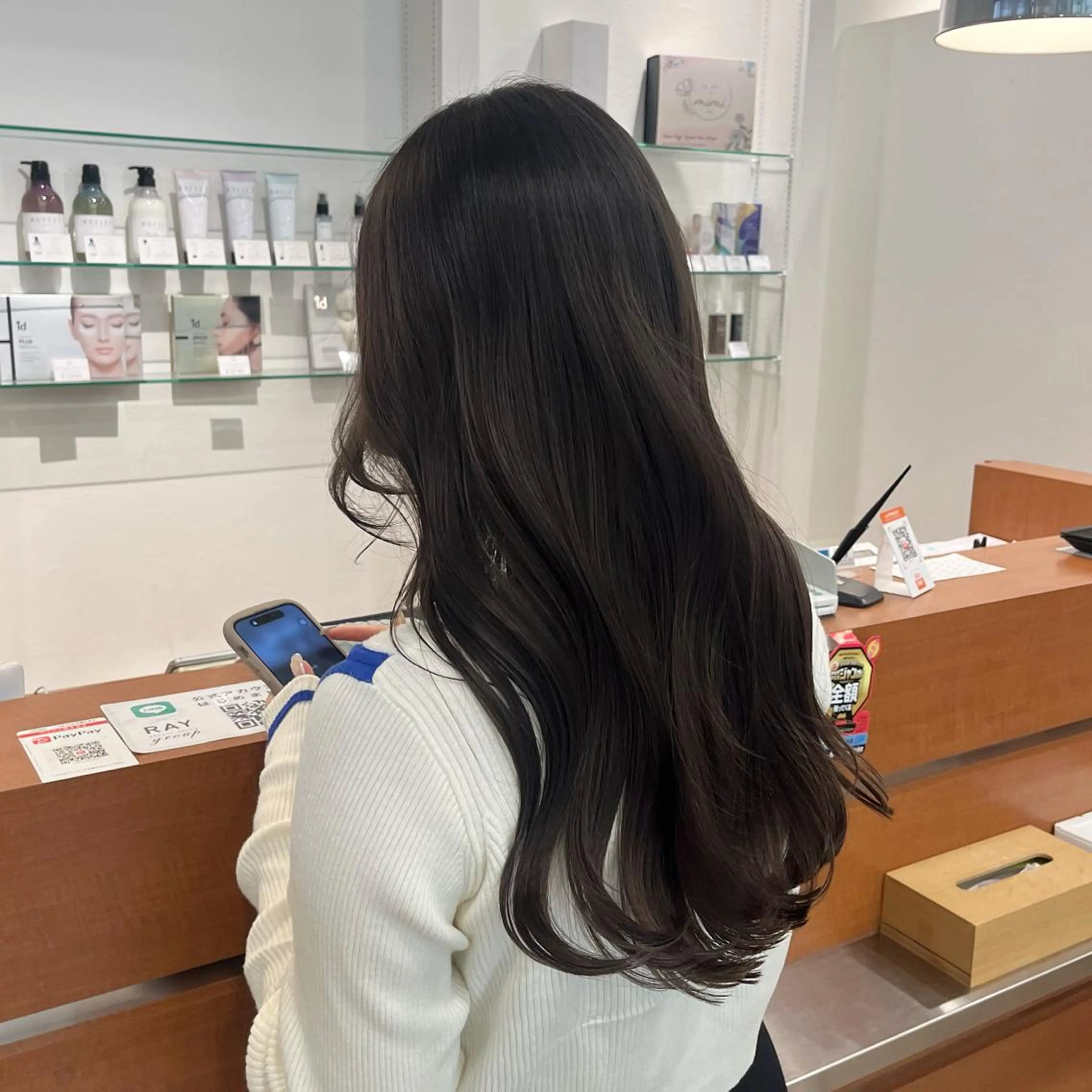 ロング 服部 沙弥佳のヘアスタイル