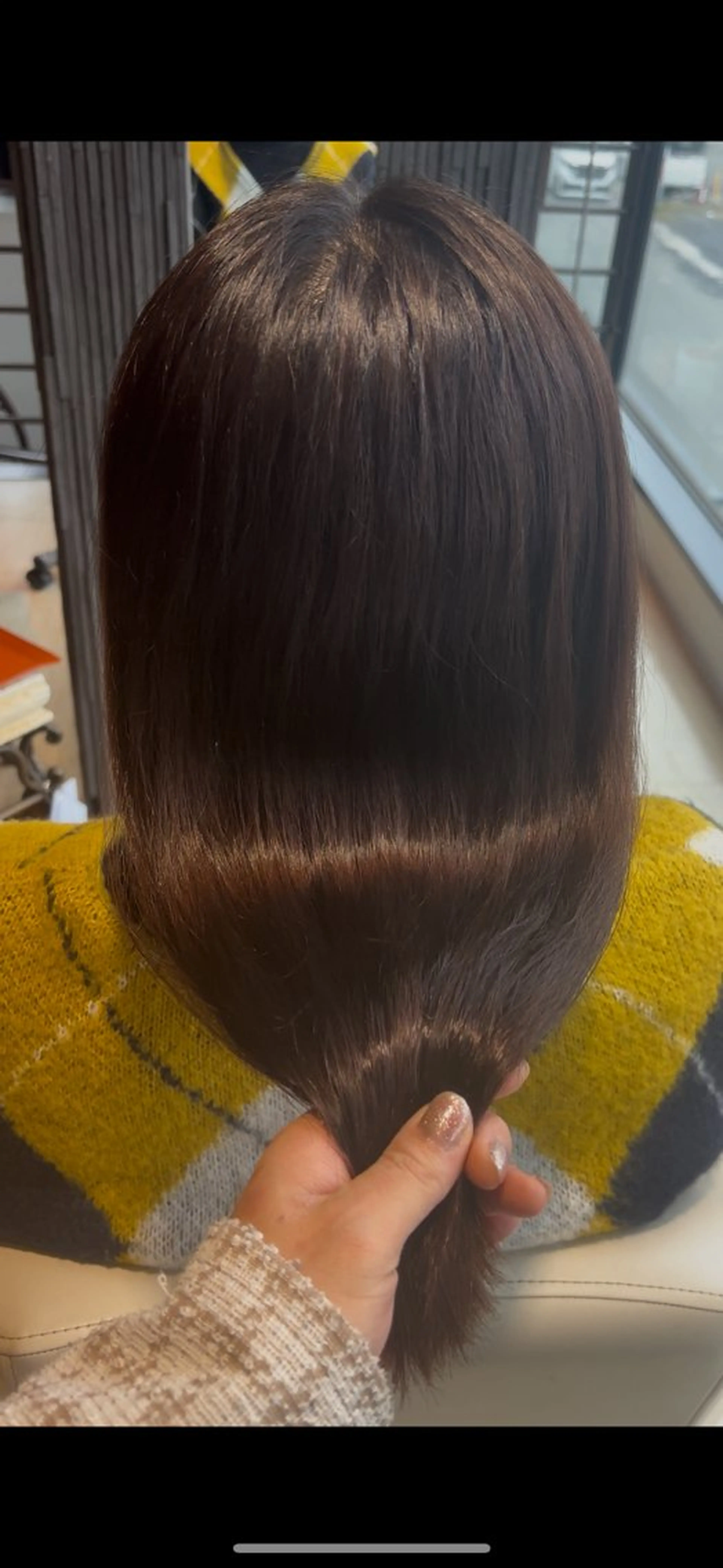 セミロング よしなり あみのヘアスタイル