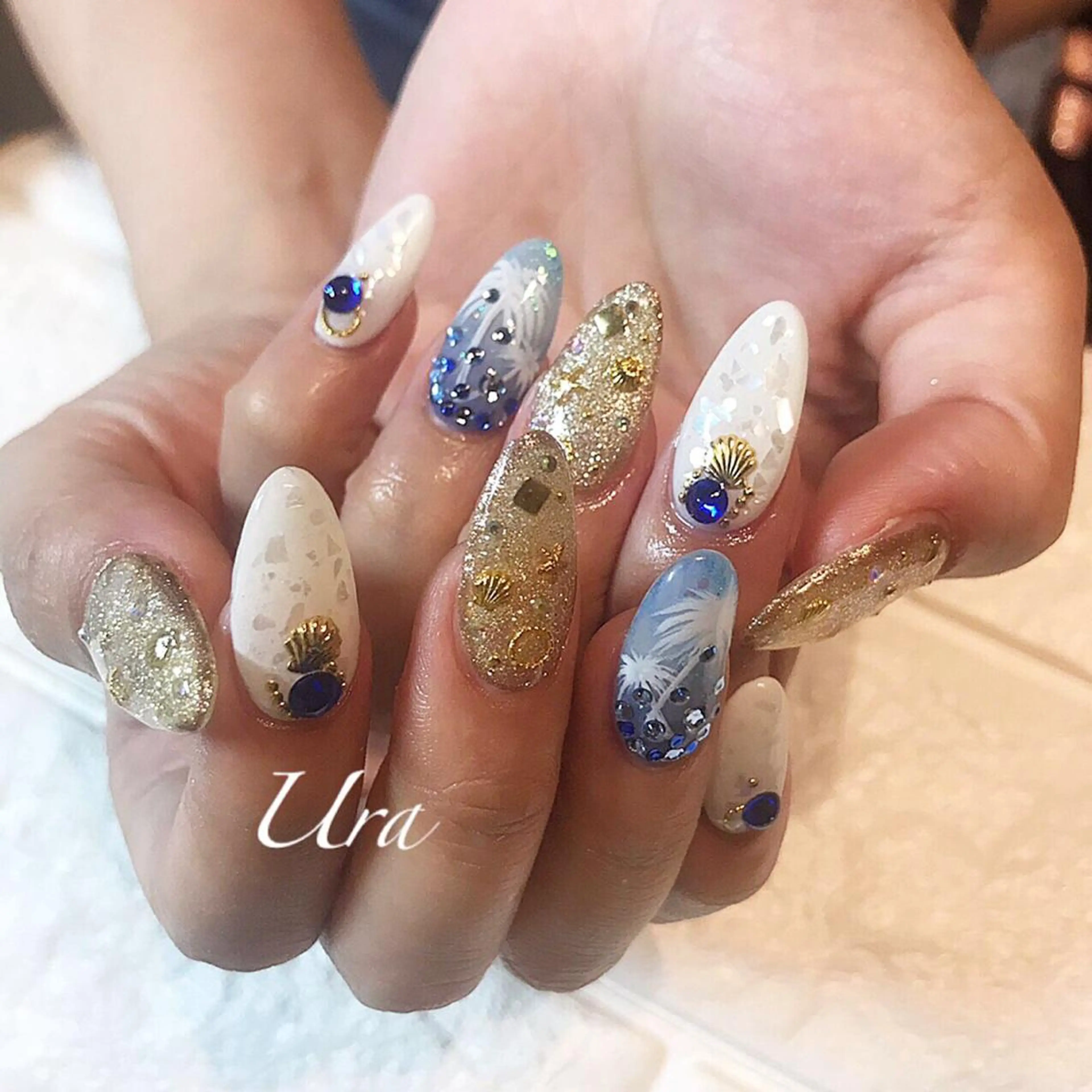 ネイル UrakoNail 《nail》のネイルデザイン