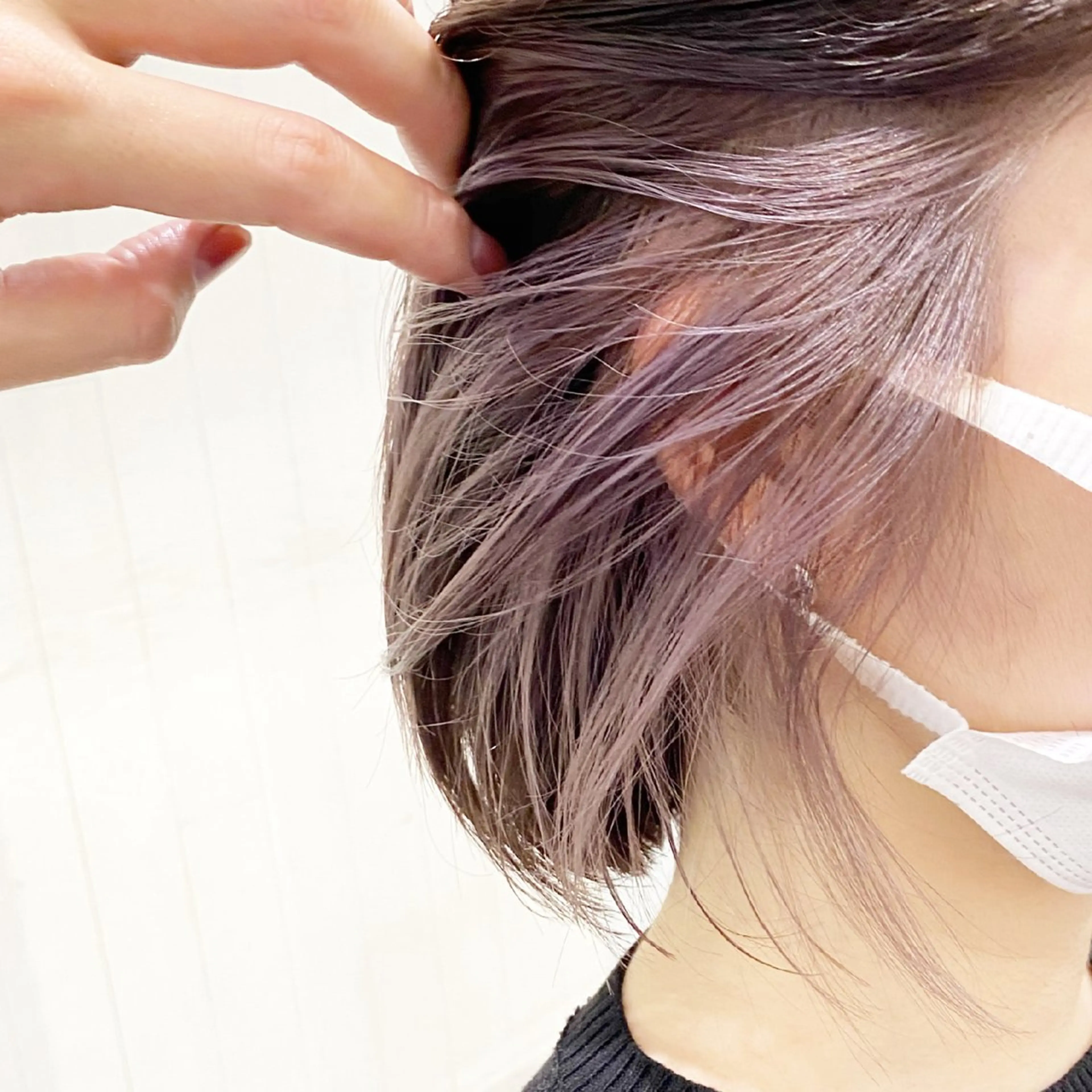 ショート ヘアカラー ラベンダーカラー＆ ミルクティー太田のヘアスタイル