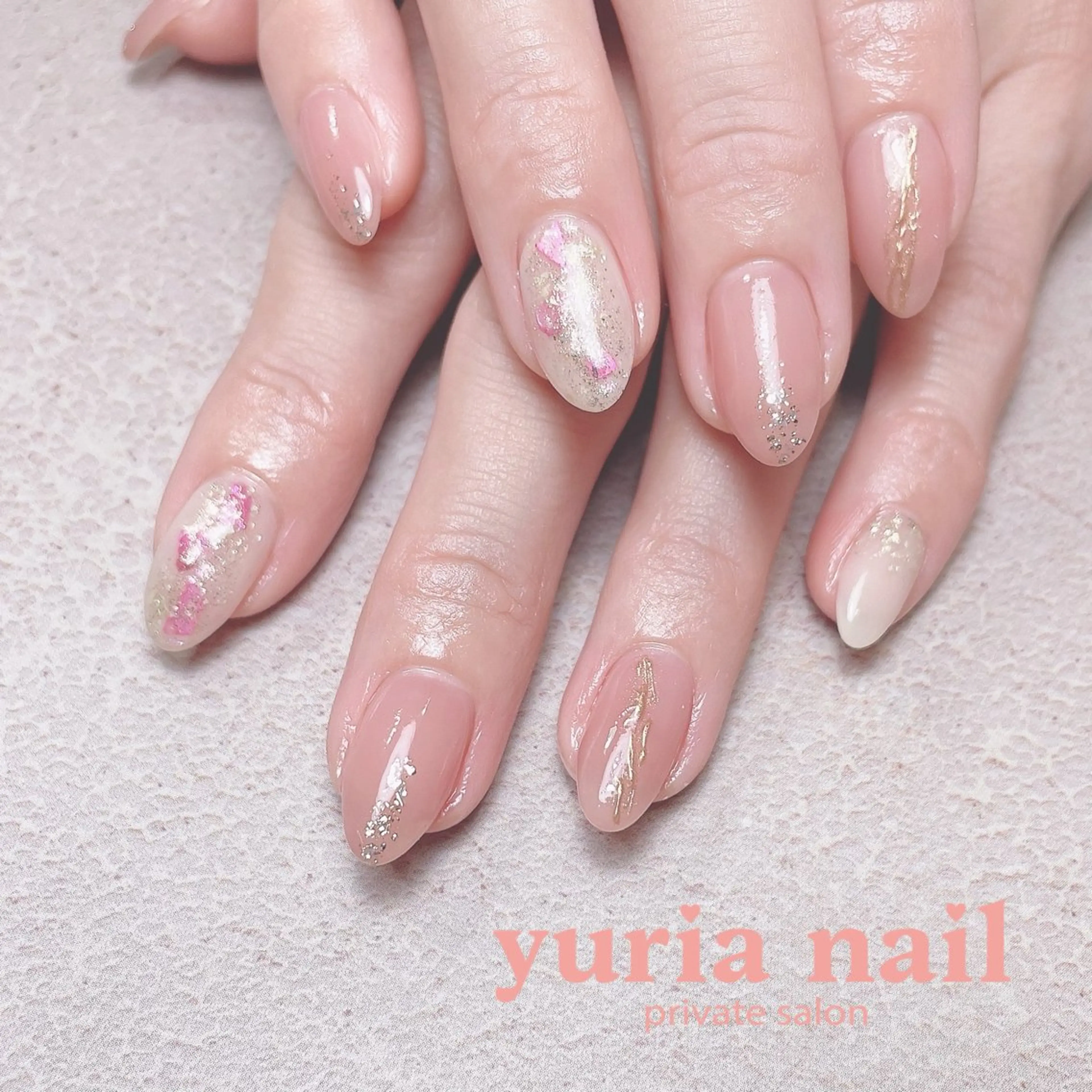 ネイル ジェルネイル グラデーション キラキラネイル ラメ(グリッター) ニュアンスネイル ハンドネイル 小林 ゆりあのネイルデザイン