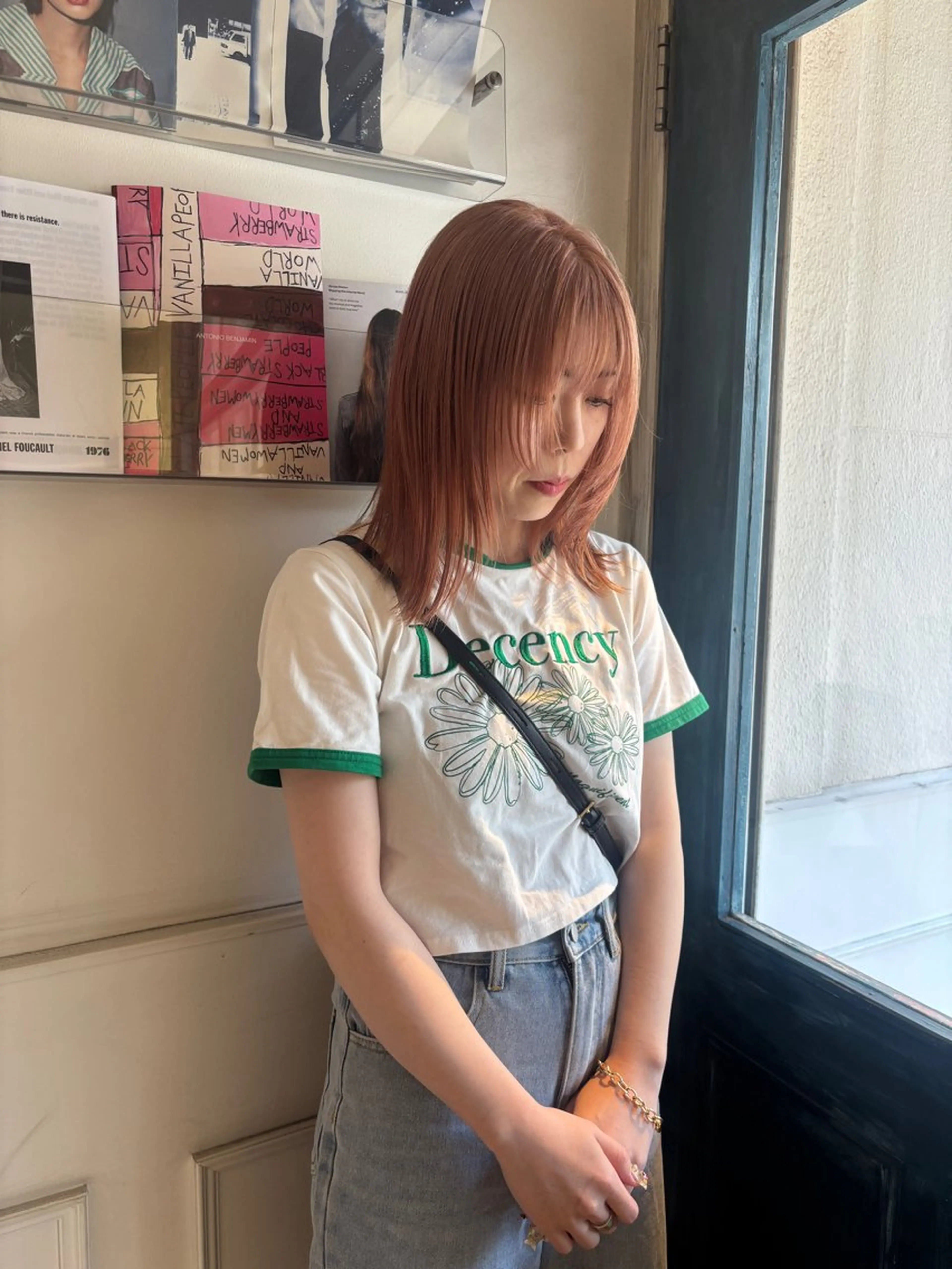 ミディアム saya🌿レイヤー カット/透明感カラーのヘアスタイル