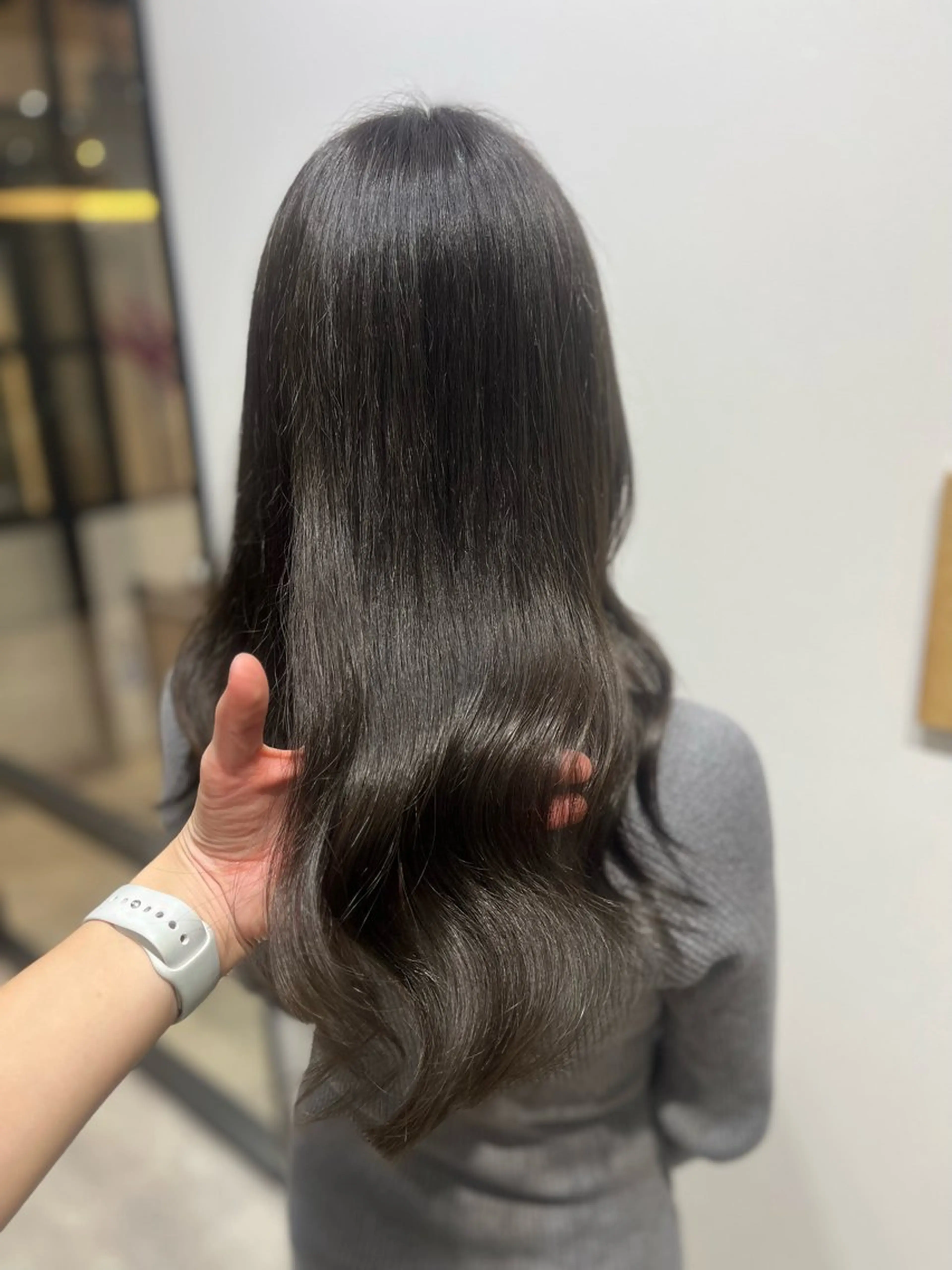 ロング カラー グレージュ オリーブグレージュ オリーブグレー ヘアカラー トリートメント 🫧ぷる艶カラー🫧 Yuubi🦩のヘアスタイル