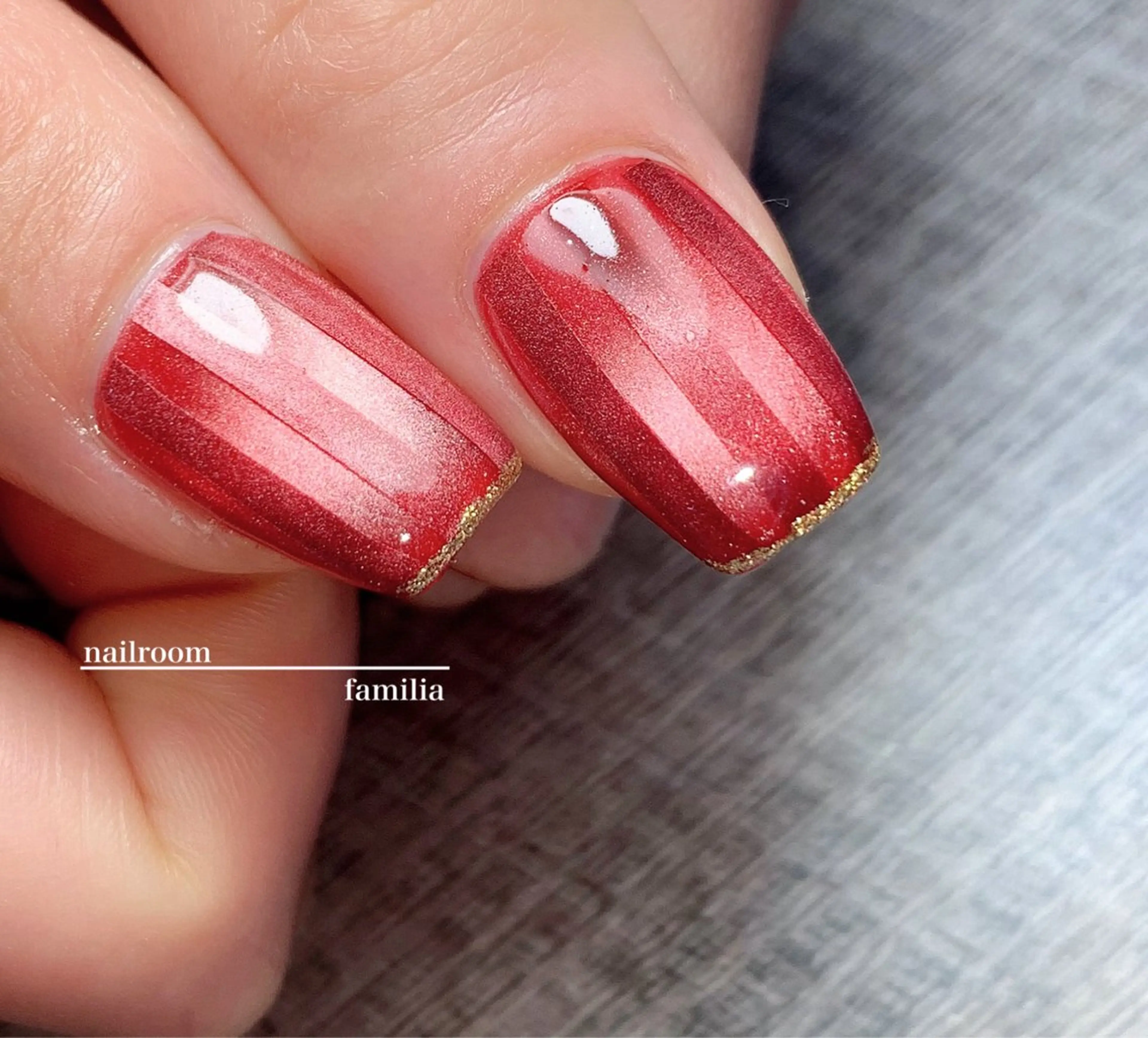 ネイル マグネットネイル -nailroom- familiaのネイルデザイン