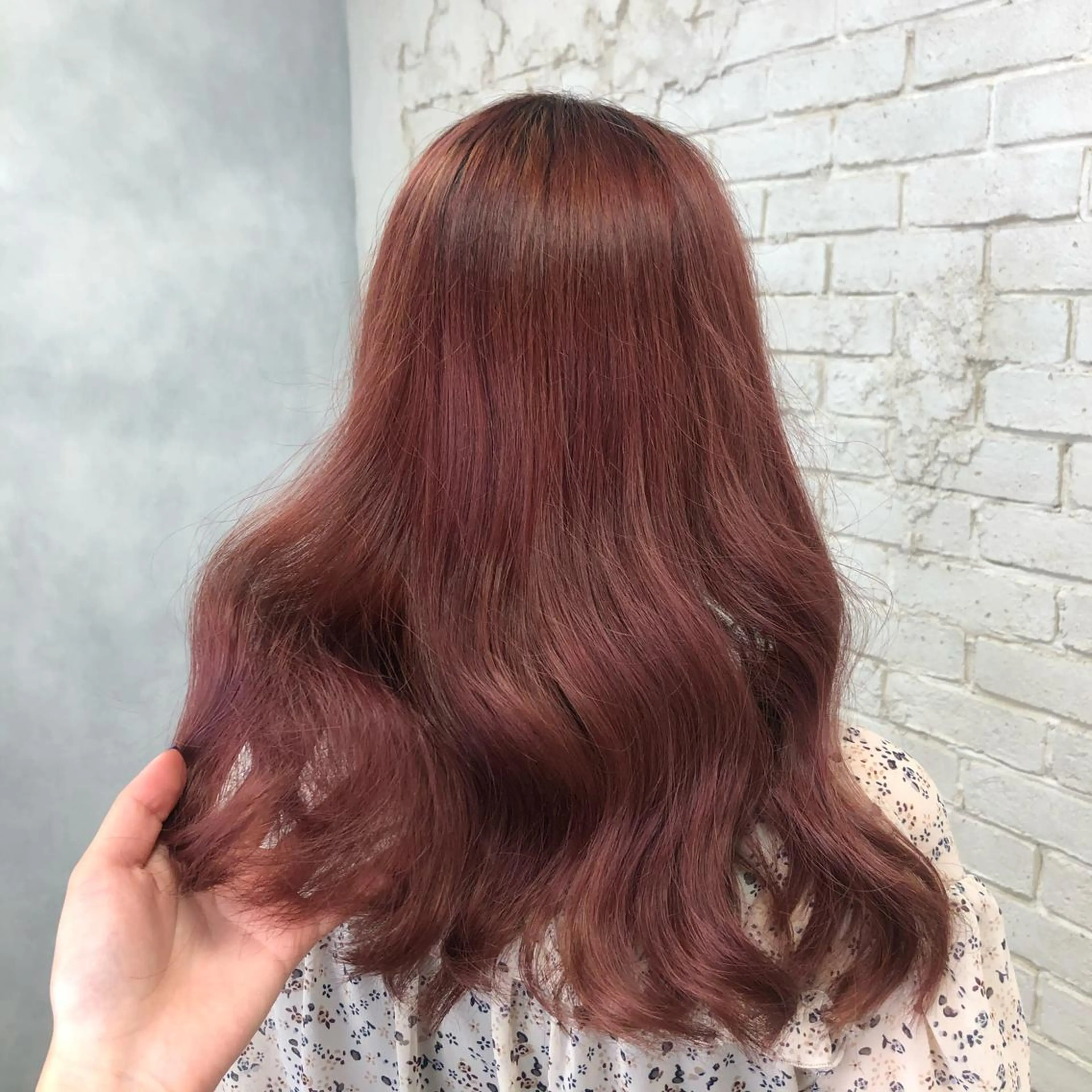 カラー 艶ハイトーン👑♡ NATSUKIのヘアスタイル