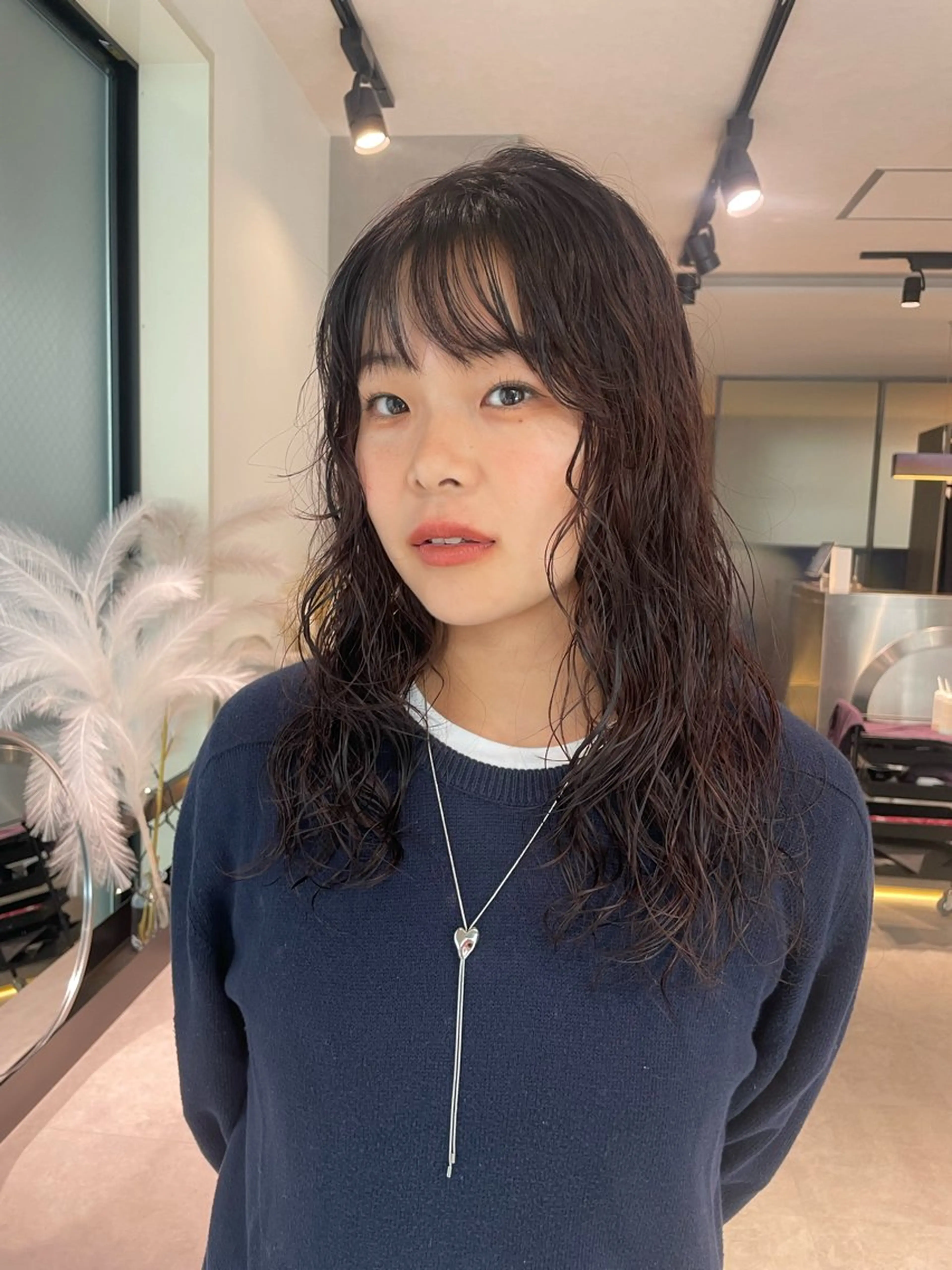 ロング レイヤーカット 小顔カット GO TODAY SHAiRE SALON 原宿本店所属・REINA/ブリーチ /ハイトーン/原宿のヘアスタイル