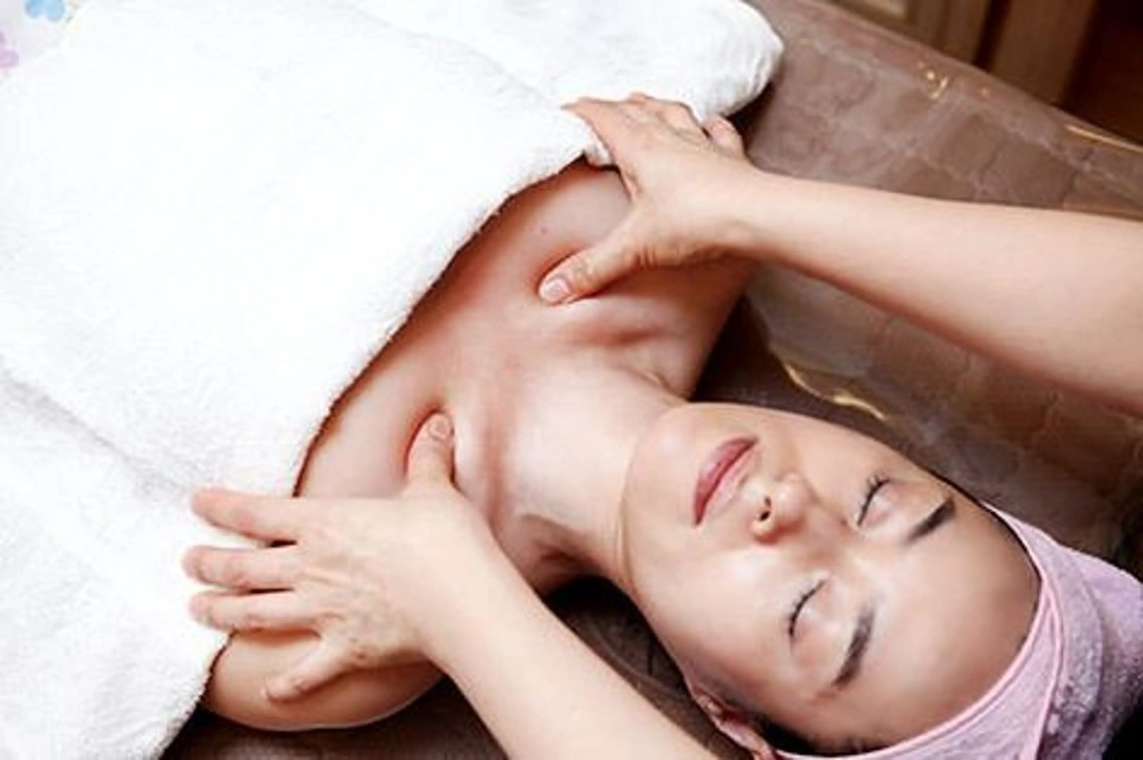 エステ リラク REBORN所属 藤木あおいのエステ・リラクイメージ