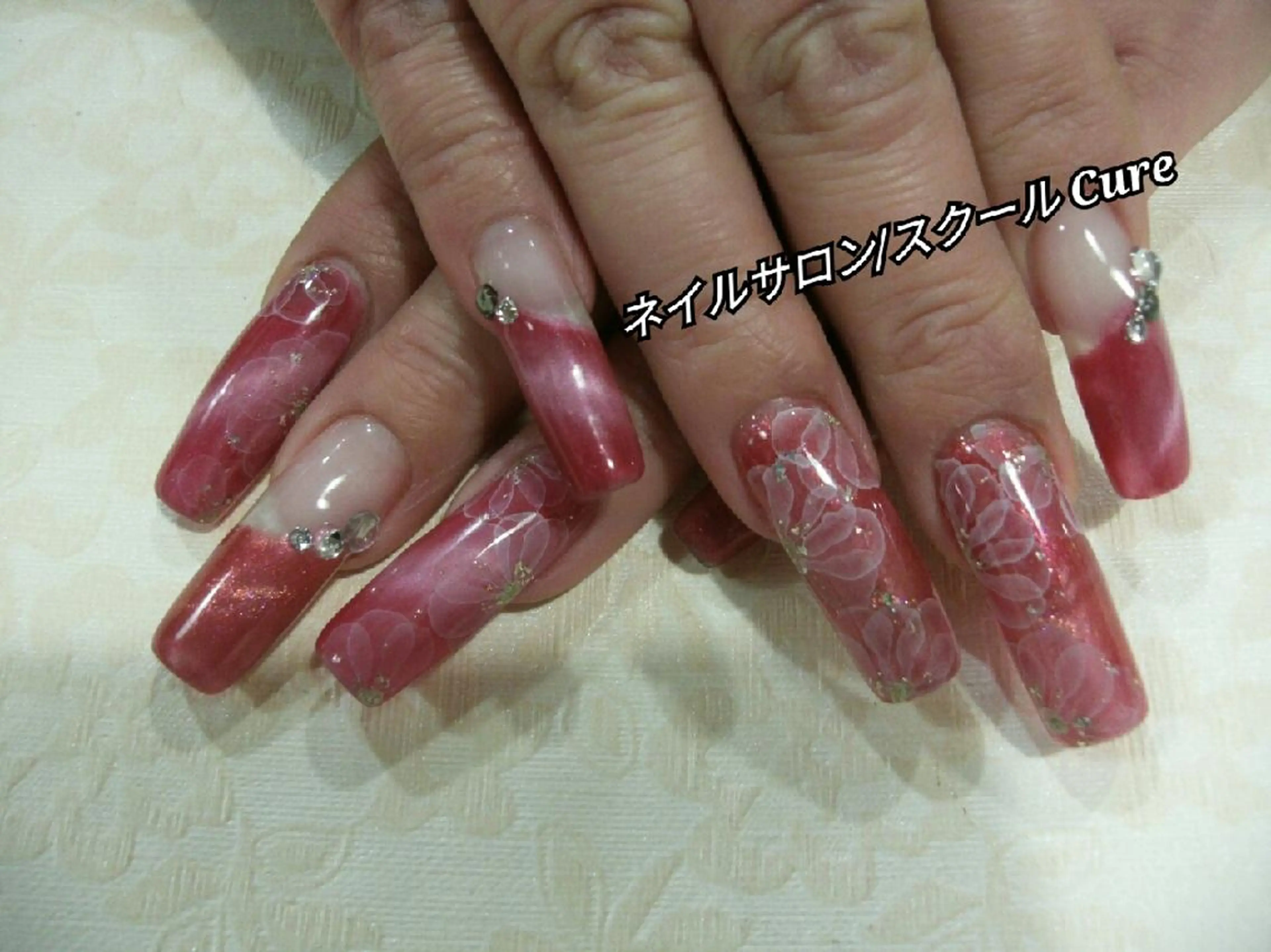 ロング ネイル ネイルサロン Cureのネイルデザイン